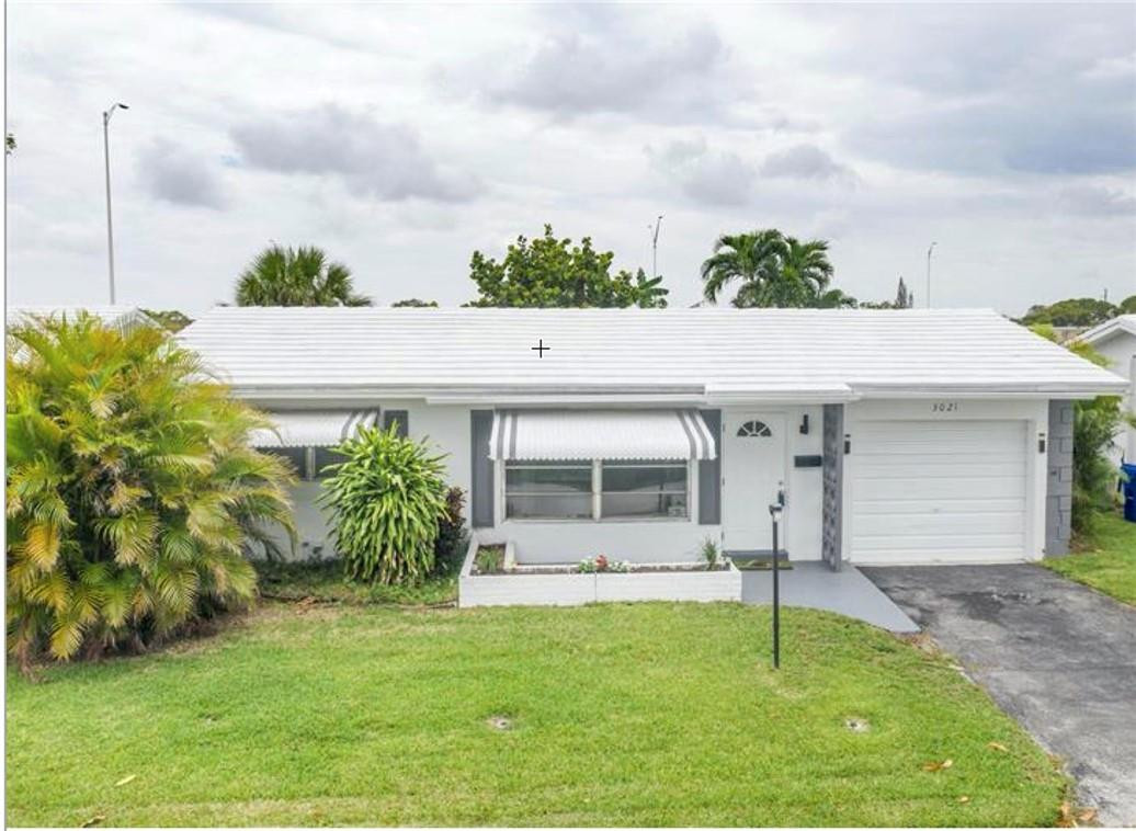 DON'T MISS THE CHANCE TO LIVE IN THIS ACTIVE COMMUNITY. NEWER AC, NEWER APPLIANCES,CERAMIC AND WOODEN FLOORS, WASHER AND DRYER IN GARAGE. ONE PERSON IN FAMILY MUST BE 55+ AS PER ASSOCIATION. COMMUNITY WITH MANY AMENITIES; 2 HEATED OLYMPIC POOLS, 2 CLUBHOUSES, 9 HOLE GOLF COURSE, FREE SHUTTLE BUS, ETC. THE  MAINTENANCE INCLUDES WATER, SEWER, LAWN, ROOF PAINTING EVERY TWO YEARS, HOUSE PAINTING EVERY FOUR YEARS. PETS ARE WELCOME.LAND LEASE $94.00 PER MONTH. PET FRIENDLY.  CLOSE TO I 95, MAIN ROADS, BEACHES, MALL AND RESTAURANTS.