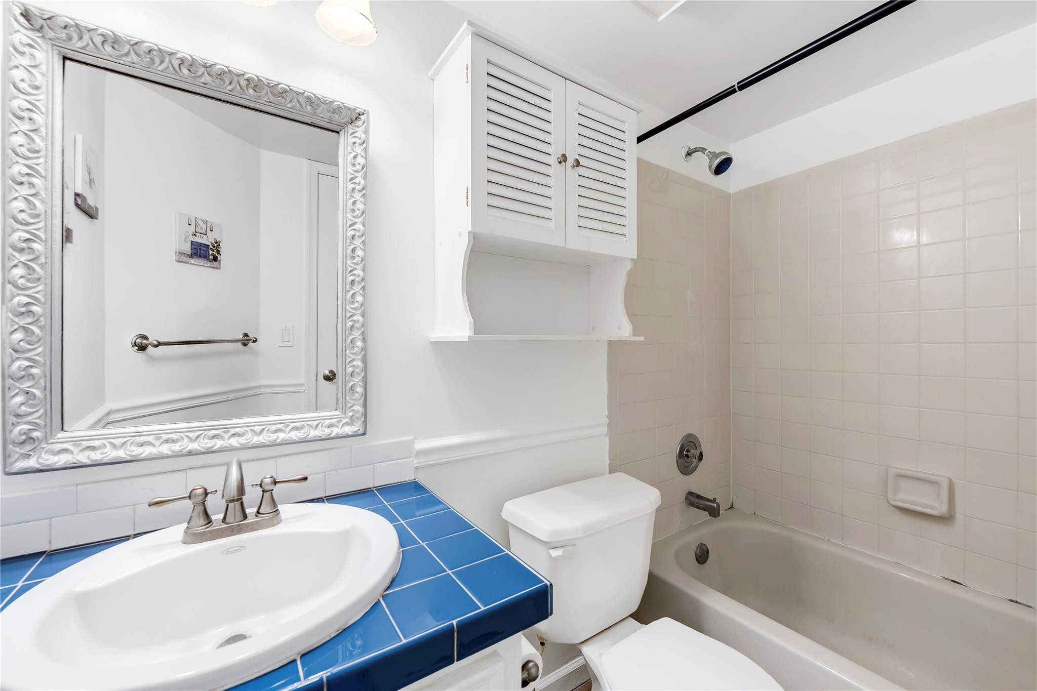 VIEWPOINTE CONDO - Residential