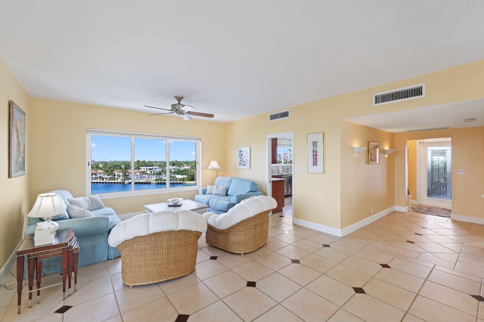 FOUR SEASONS CONDO - Residential
