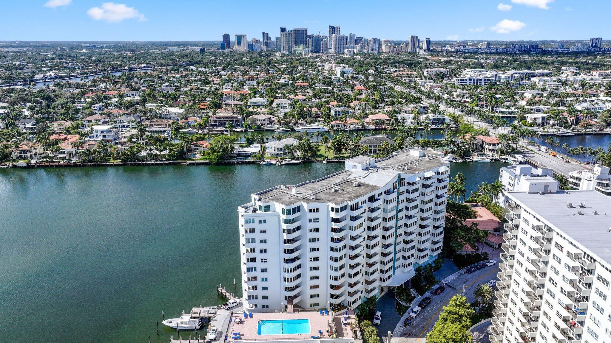 FOUR SEASONS CONDO - Residential