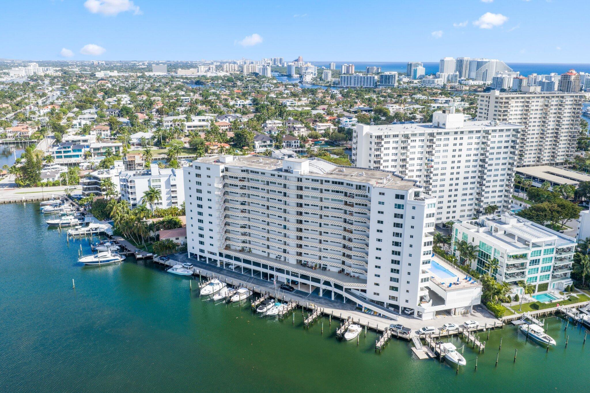 FOUR SEASONS CONDO - Residential