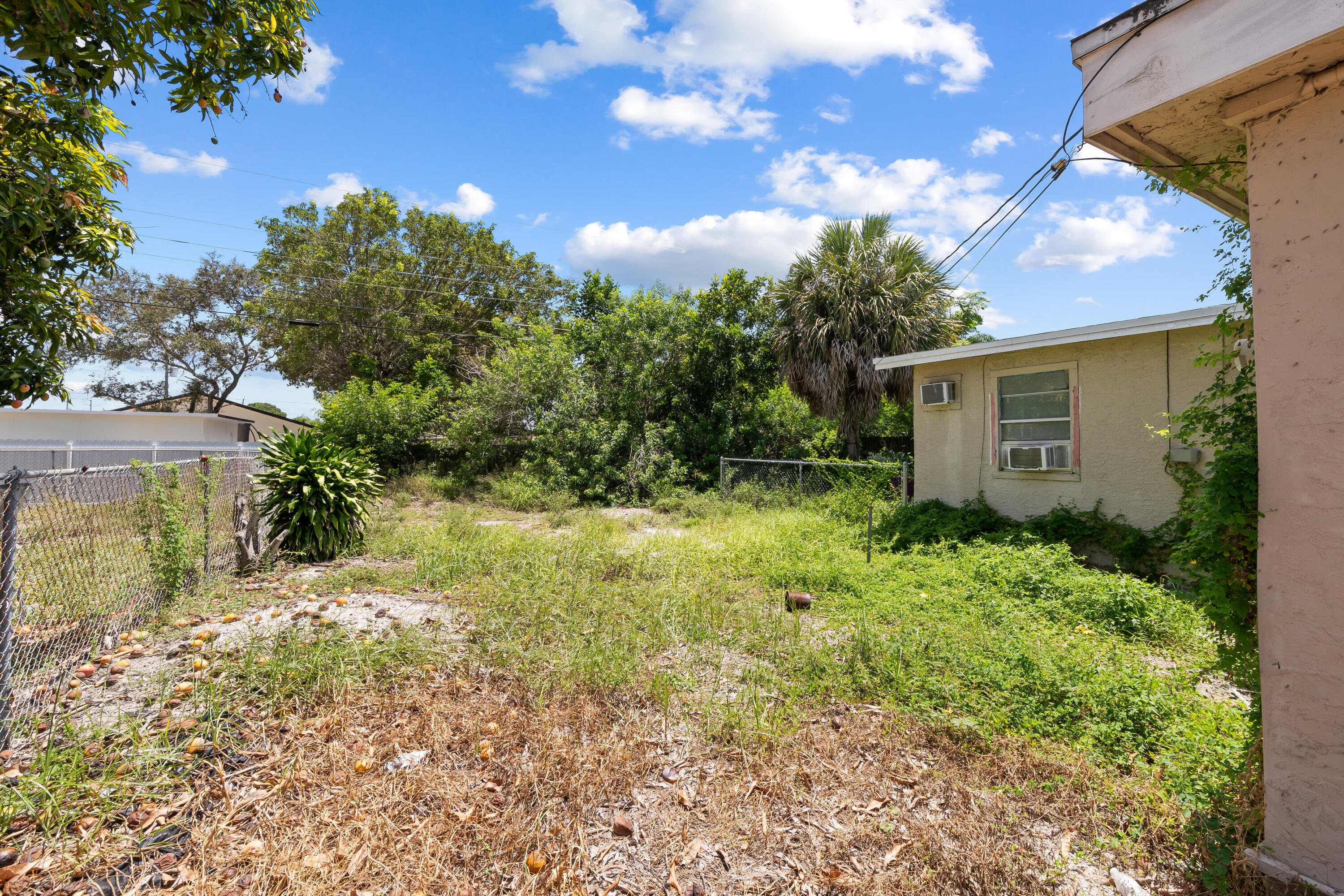 CARVER HEIGHTS - Residential