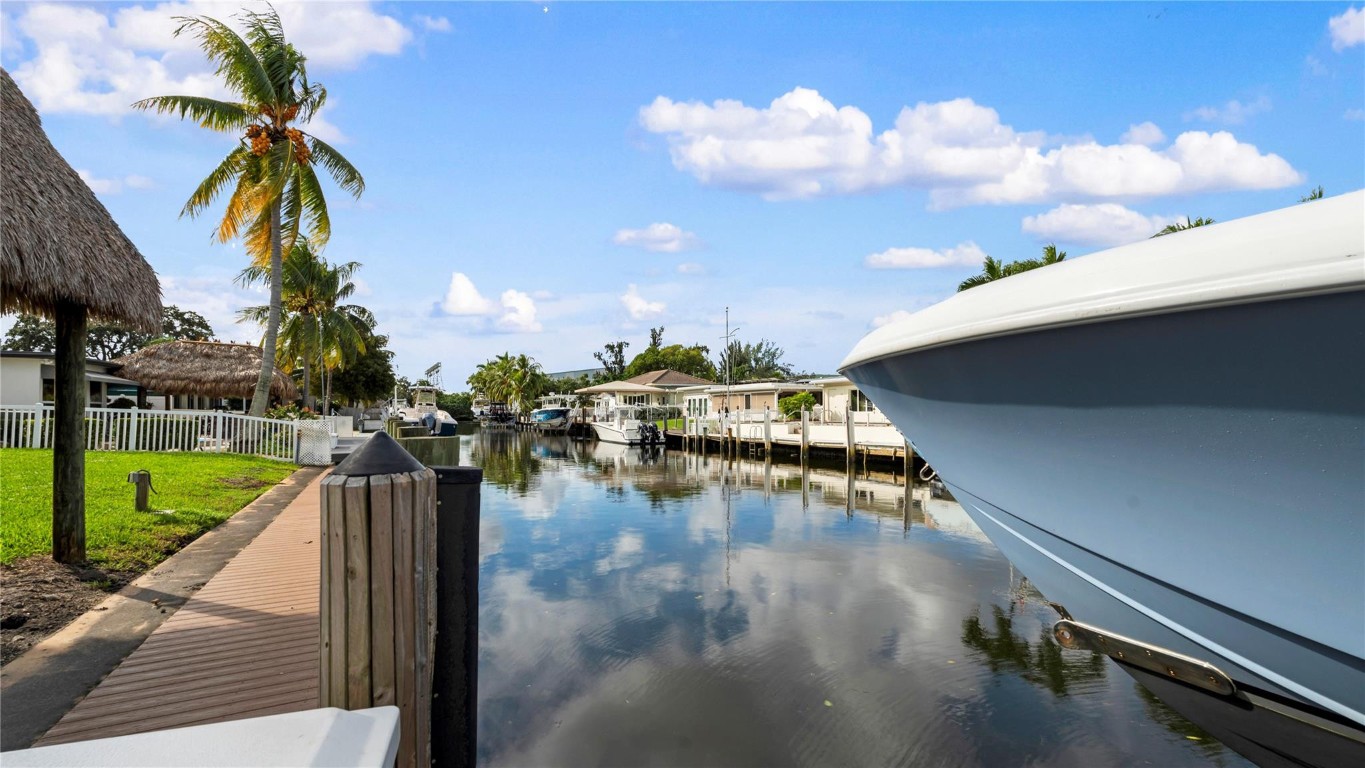 Shelter Islands 43-6 B - Residential