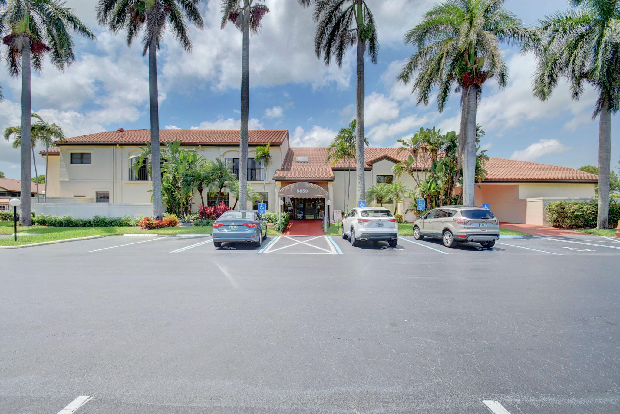 PALM CHASE LAKES CONDO - Residential