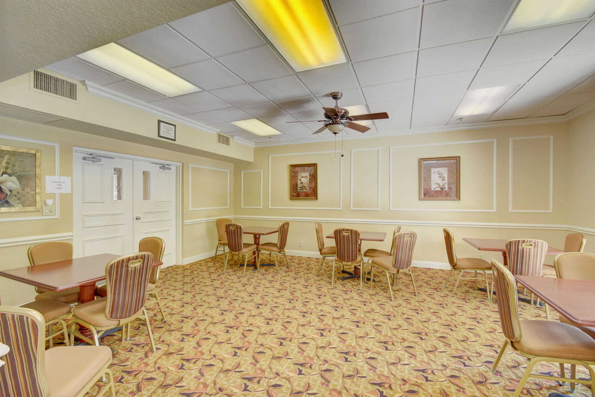 PALM CHASE LAKES CONDO - Residential