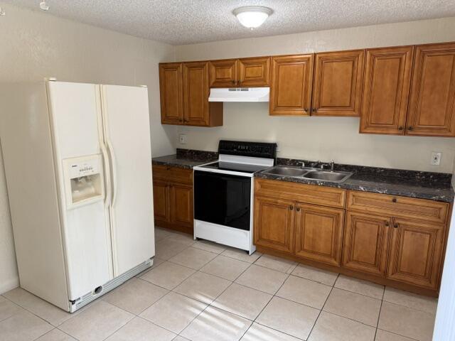 Gulfstream Apartments - Residential Lease