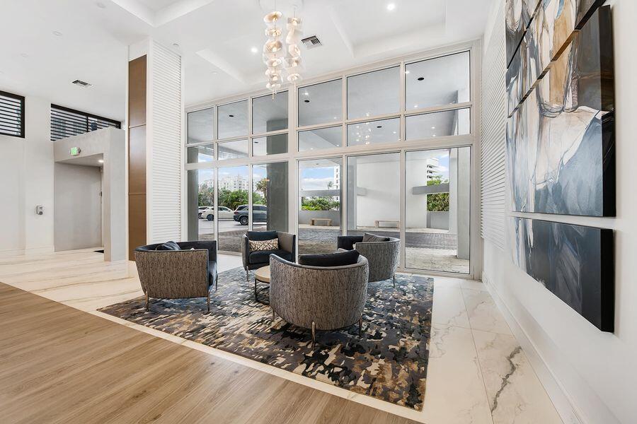 CLARENDON CONDO - Residential