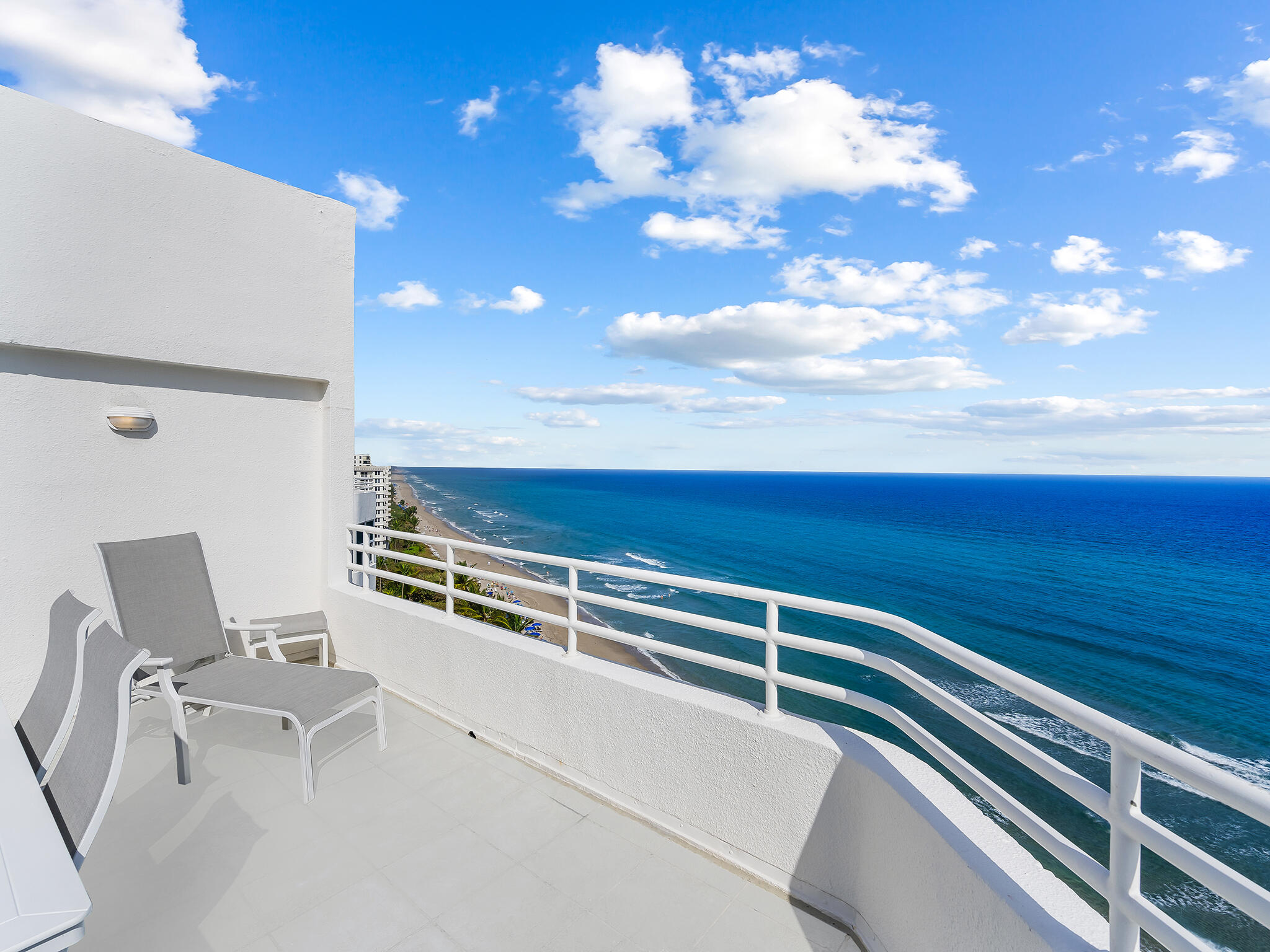 CLARENDON CONDO - Residential