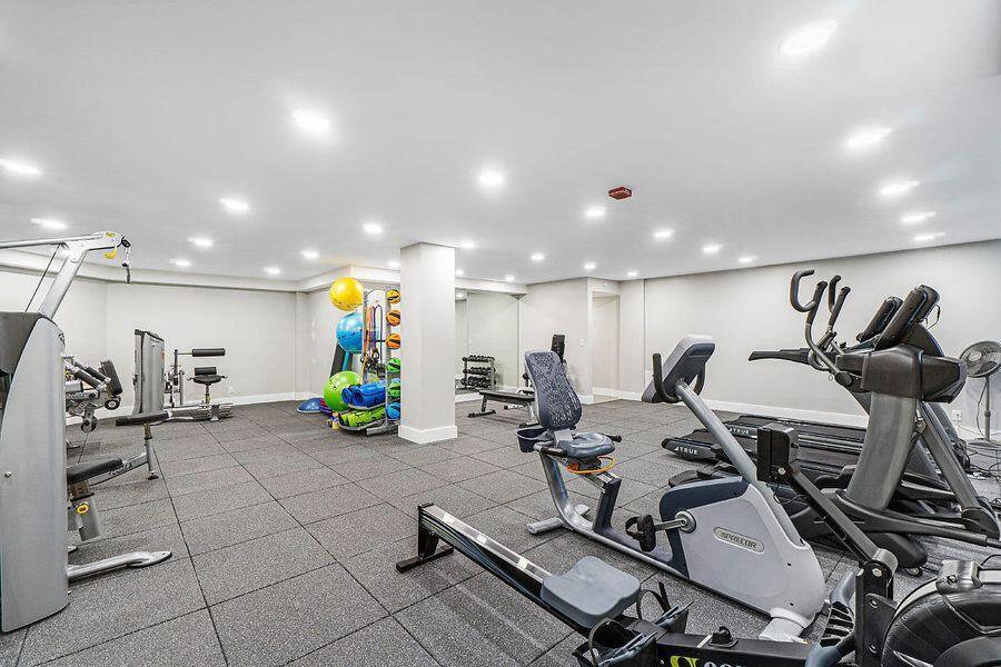 CLARENDON CONDO - Residential