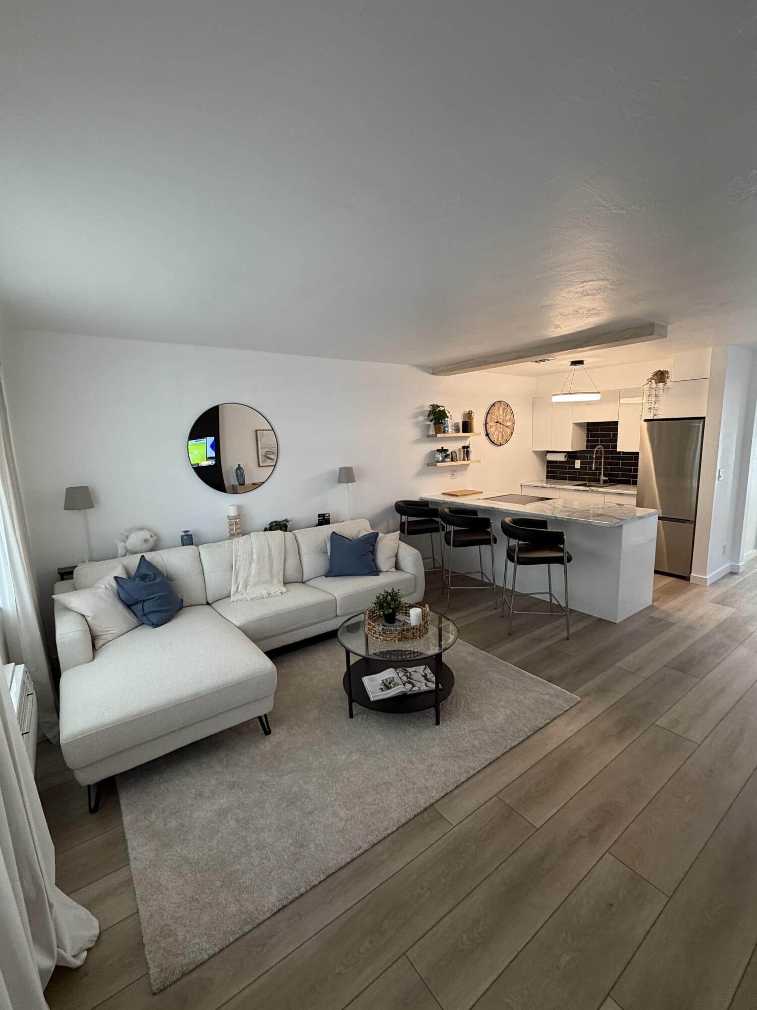 ROLEN LAKE GARDENS - Residential