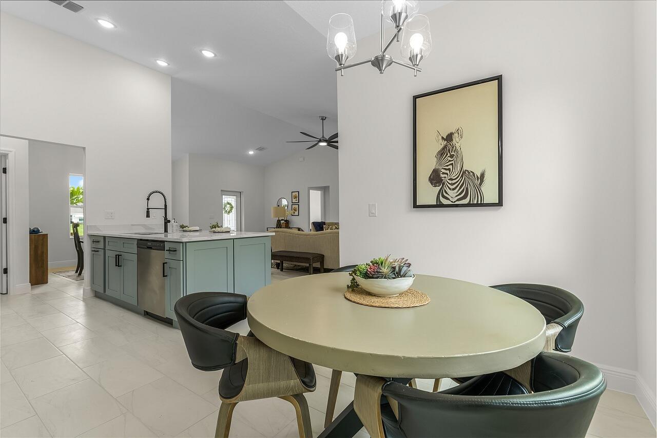 VERO LAKE ESTATES UNIT P - Residential