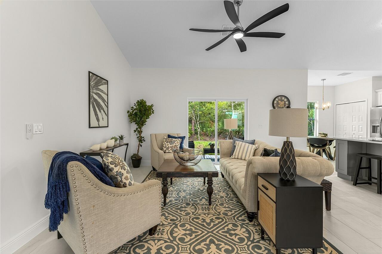 VERO LAKE ESTATES UNIT P - Residential