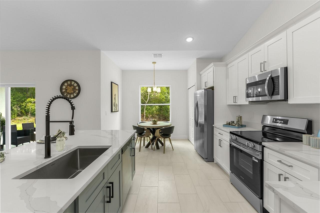 VERO LAKE ESTATES UNIT P - Residential