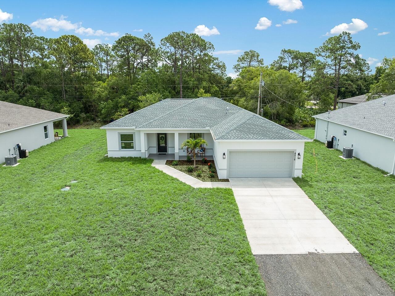 VERO LAKE ESTATES UNIT P - Residential