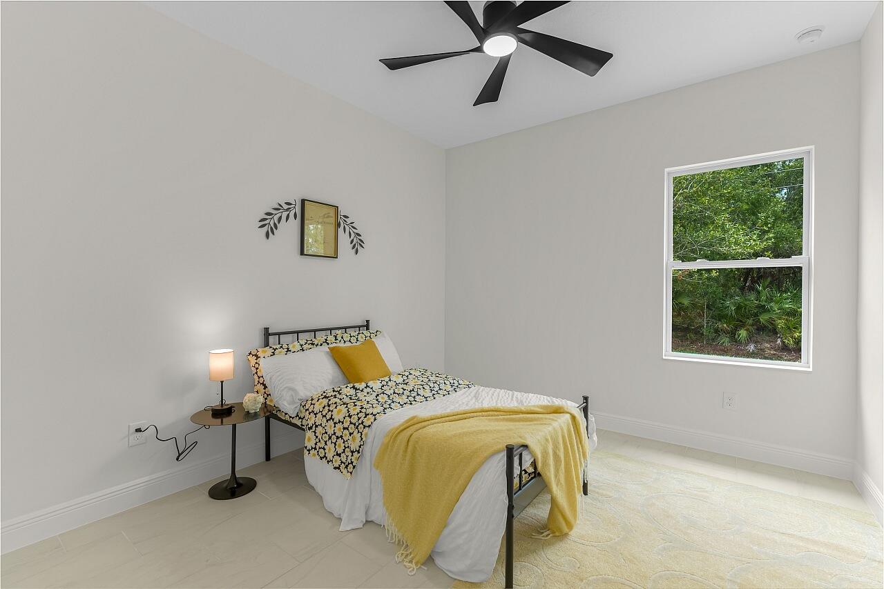 VERO LAKE ESTATES UNIT P - Residential