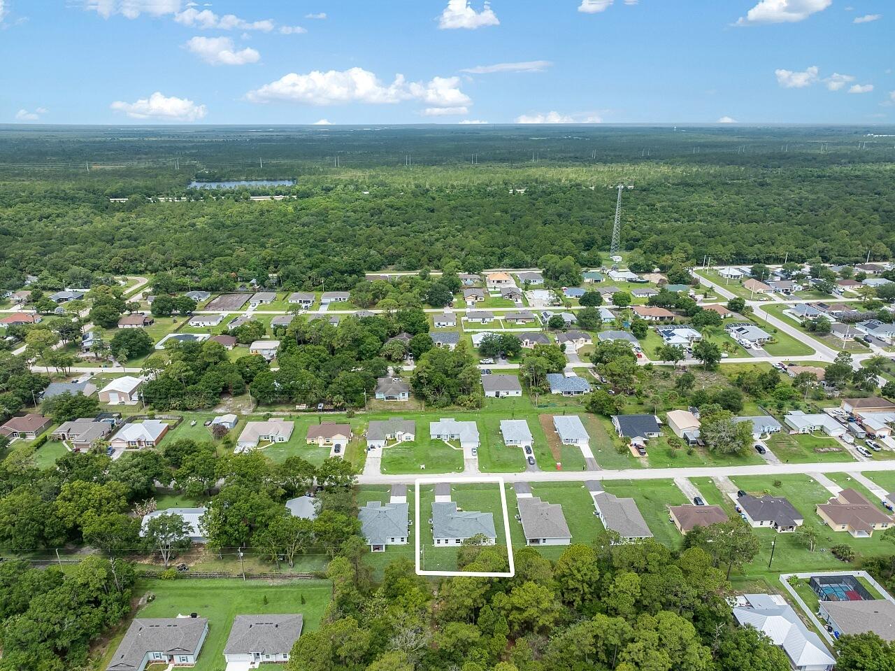 VERO LAKE ESTATES UNIT P - Residential