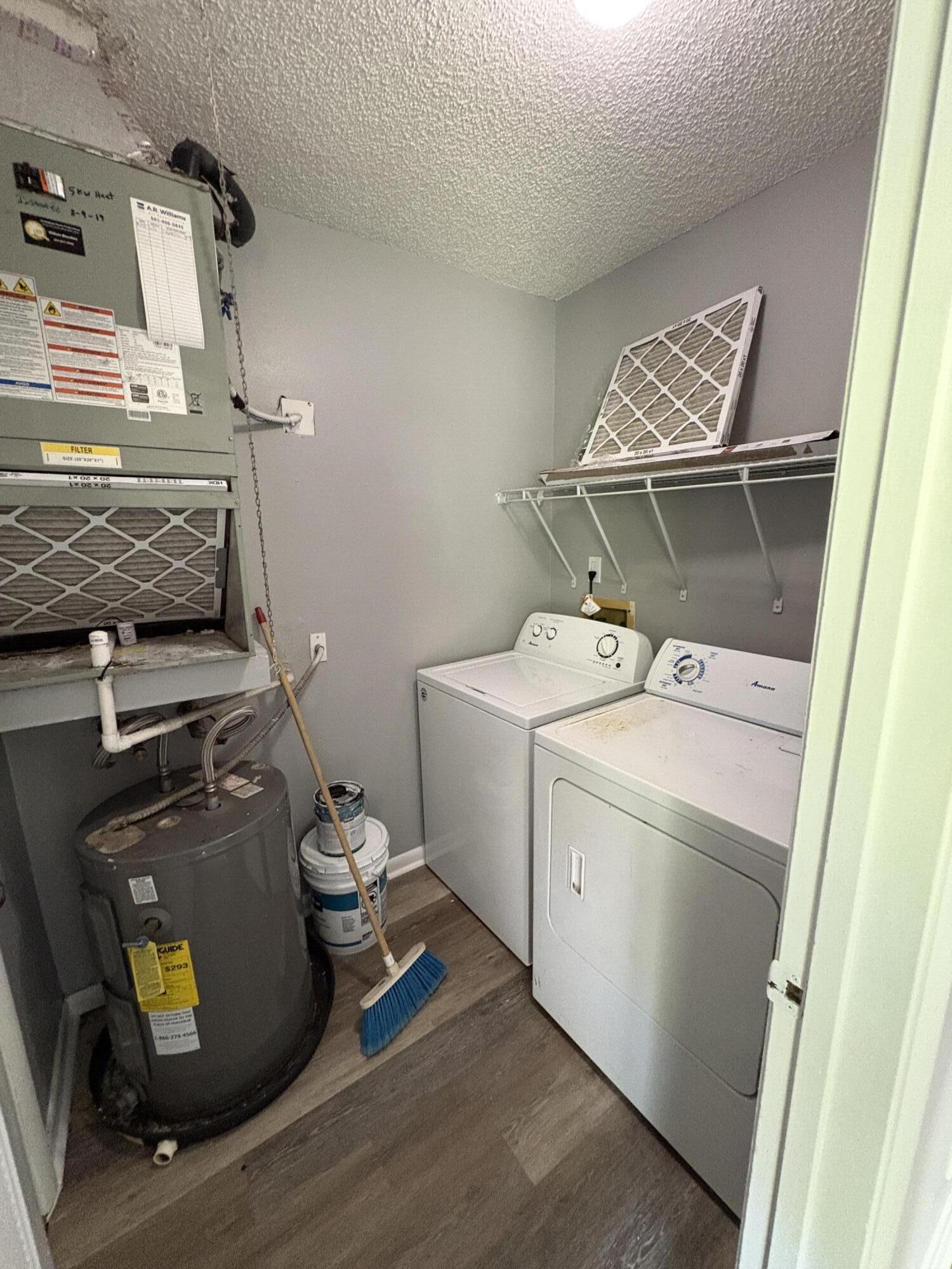 SUMMIT VILLAS CONDO - Residential Lease