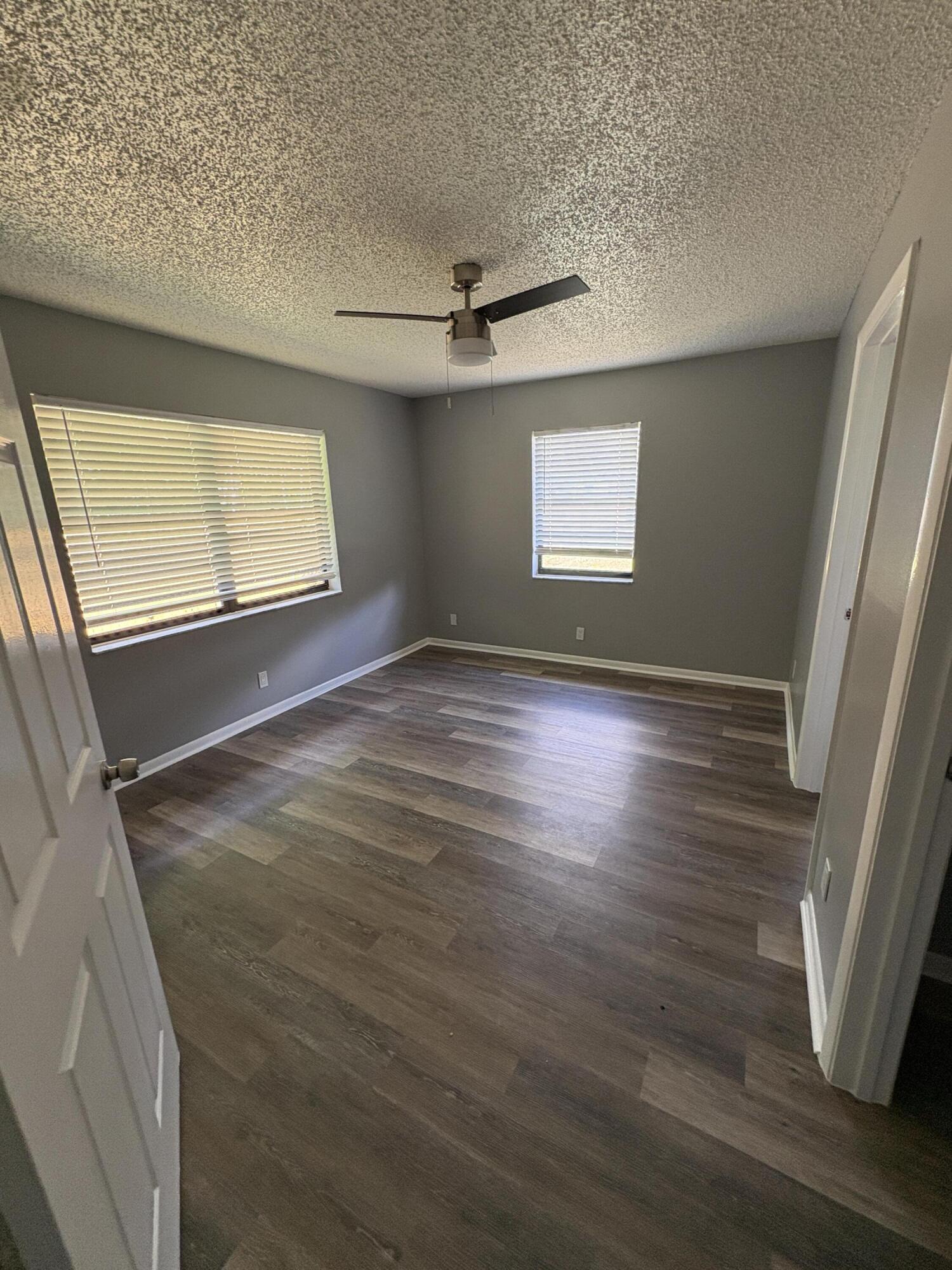 SUMMIT VILLAS CONDO - Residential Lease