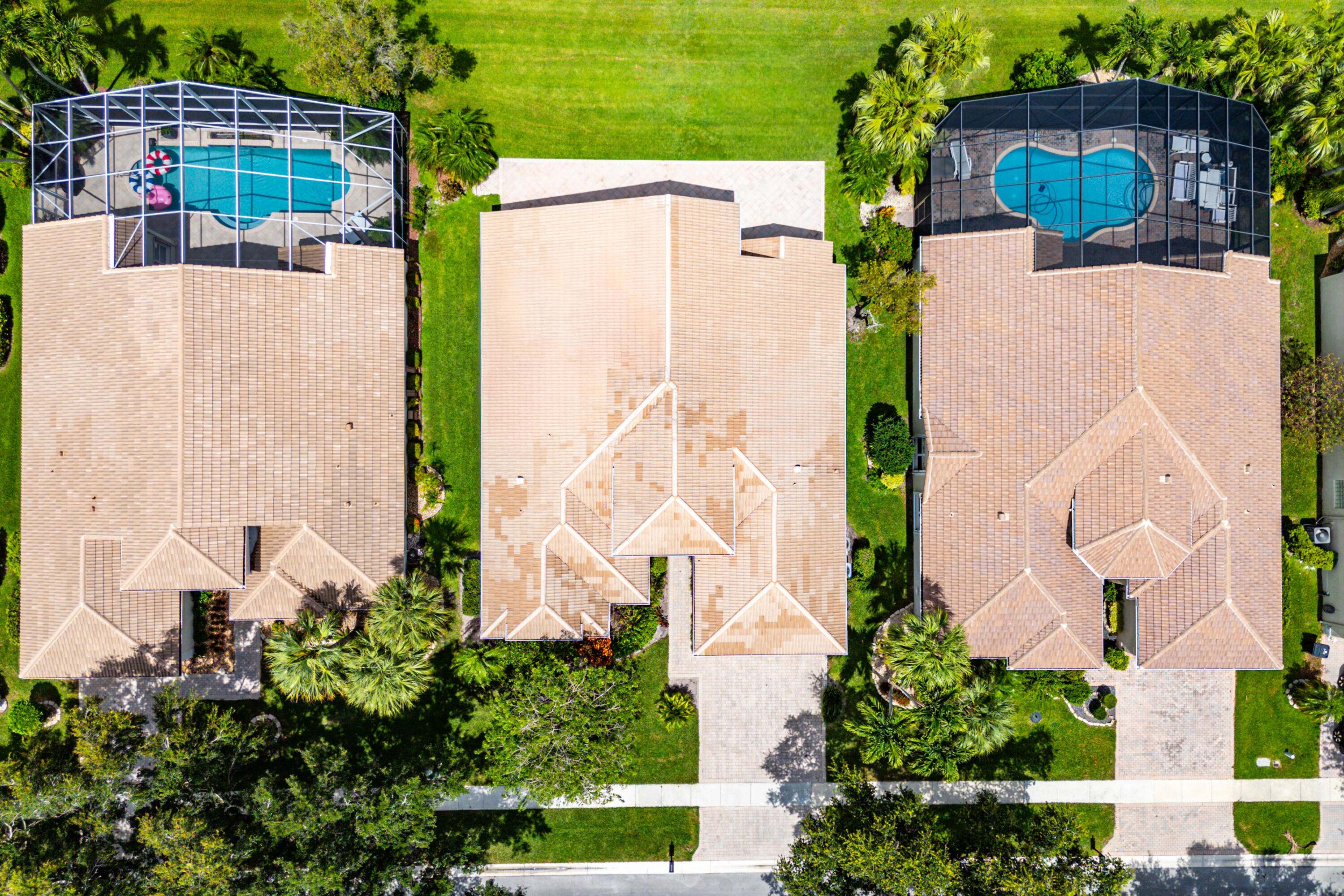 VALENCIA FALLS - Residential