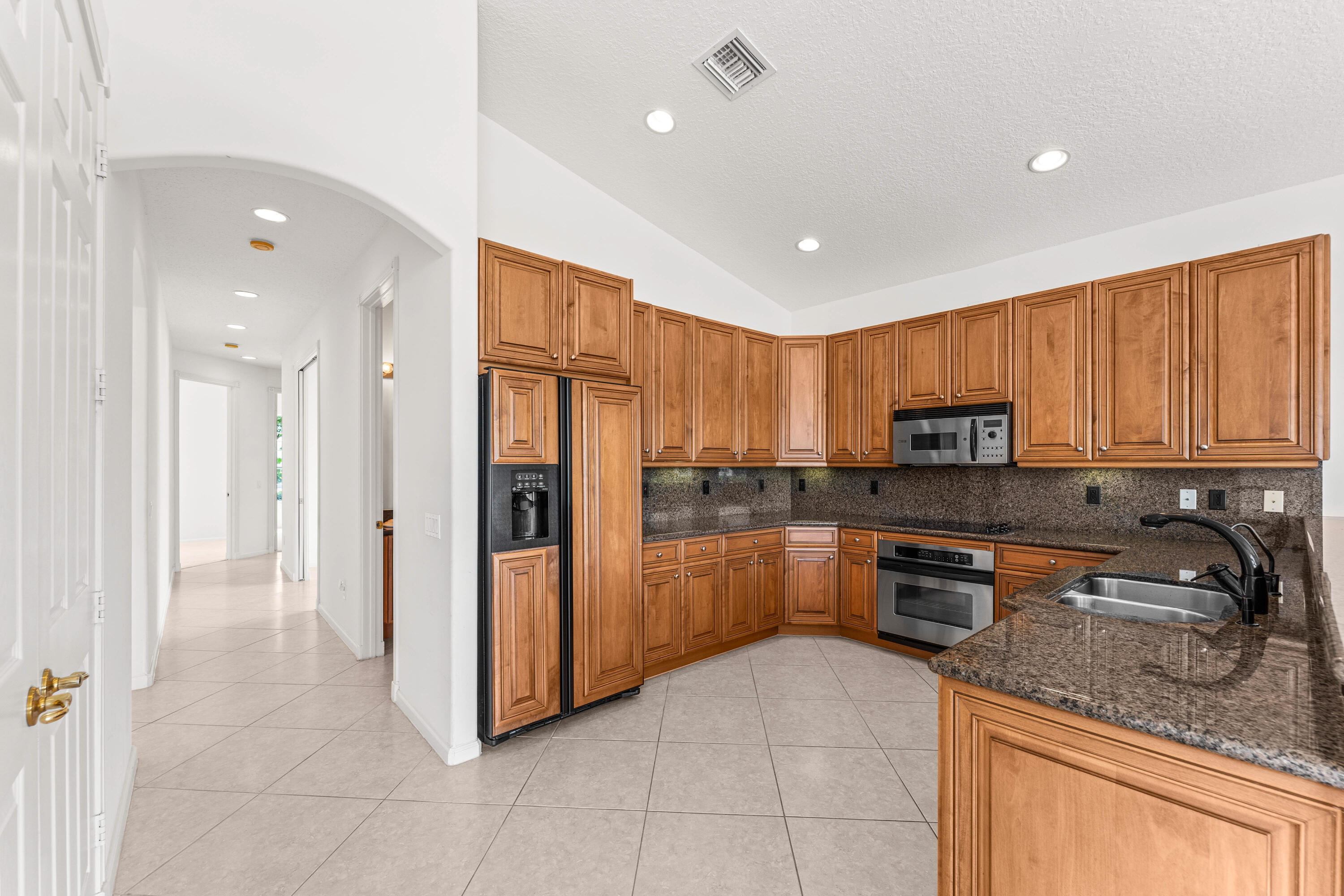 VALENCIA FALLS - Residential