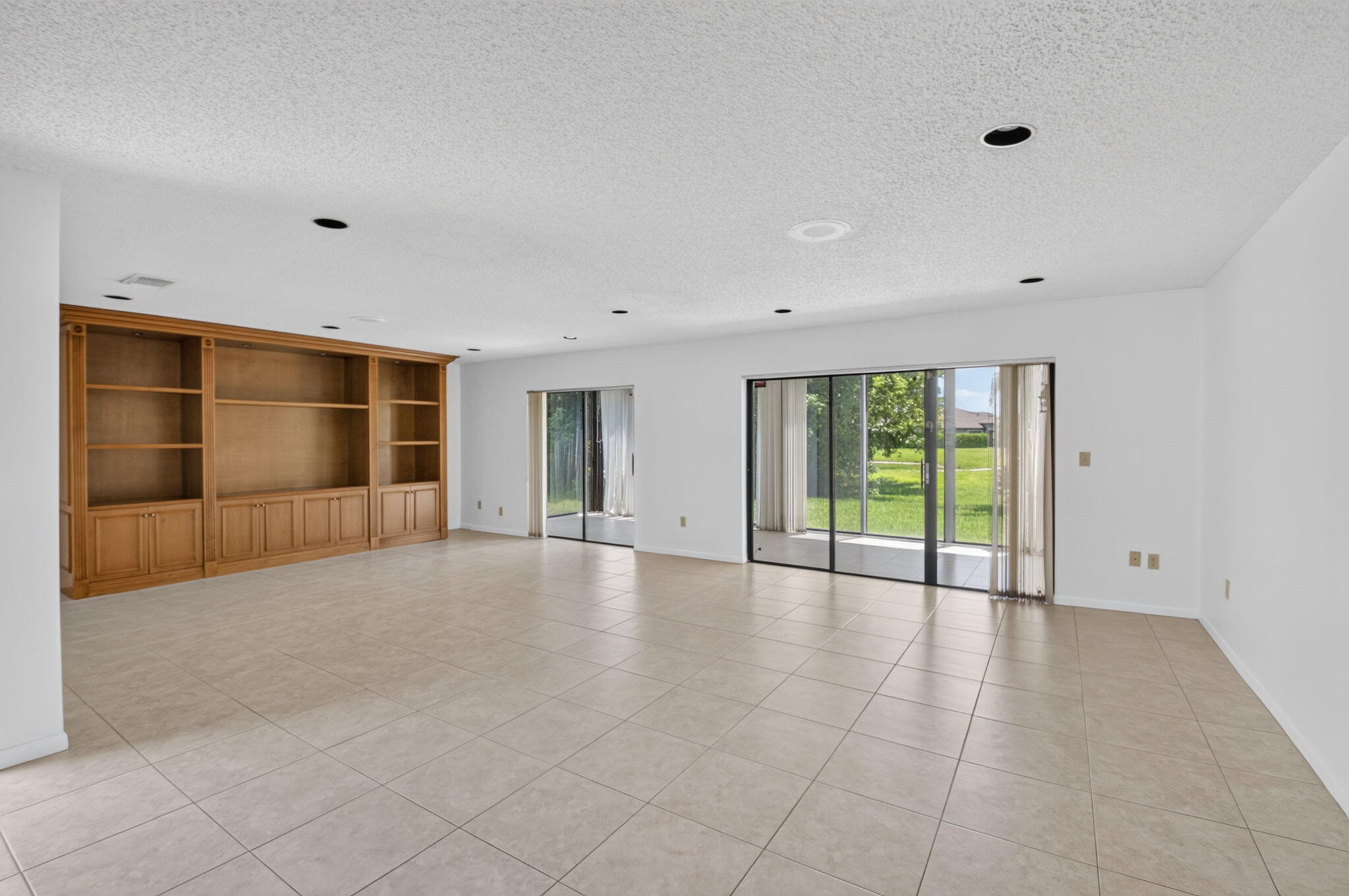 PINES OF BOCA LAGO CONDO - Residential Lease