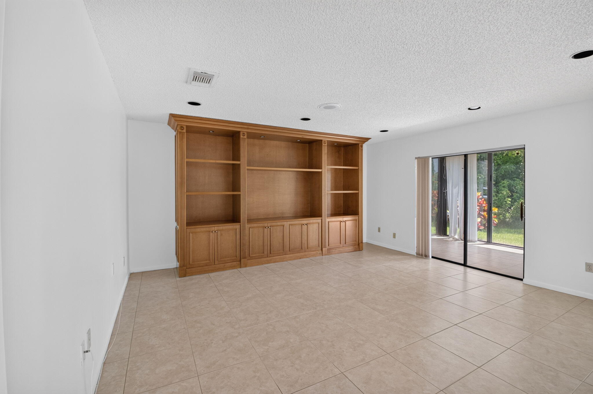 PINES OF BOCA LAGO CONDO - Residential Lease