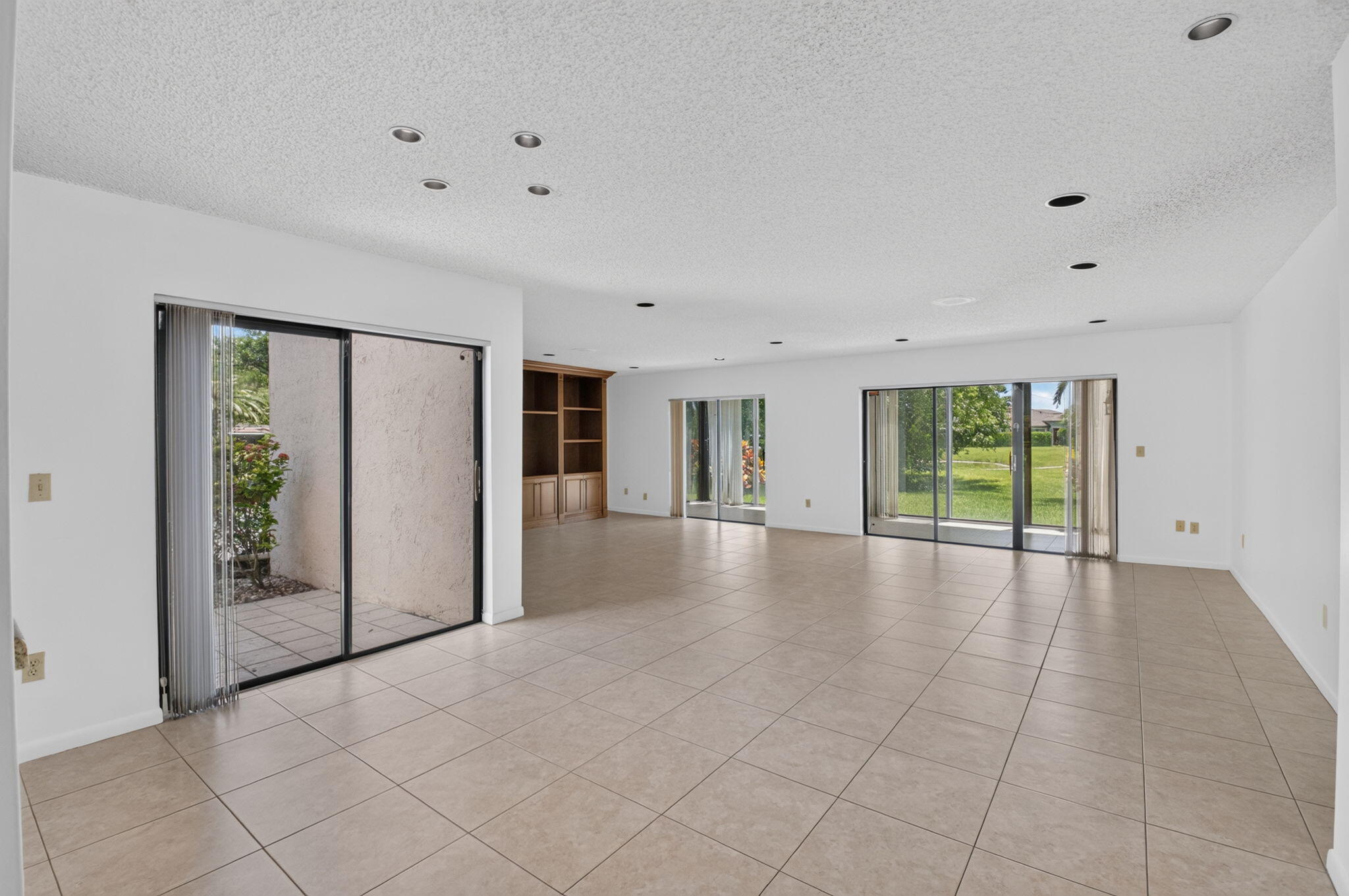 PINES OF BOCA LAGO CONDO - Residential Lease