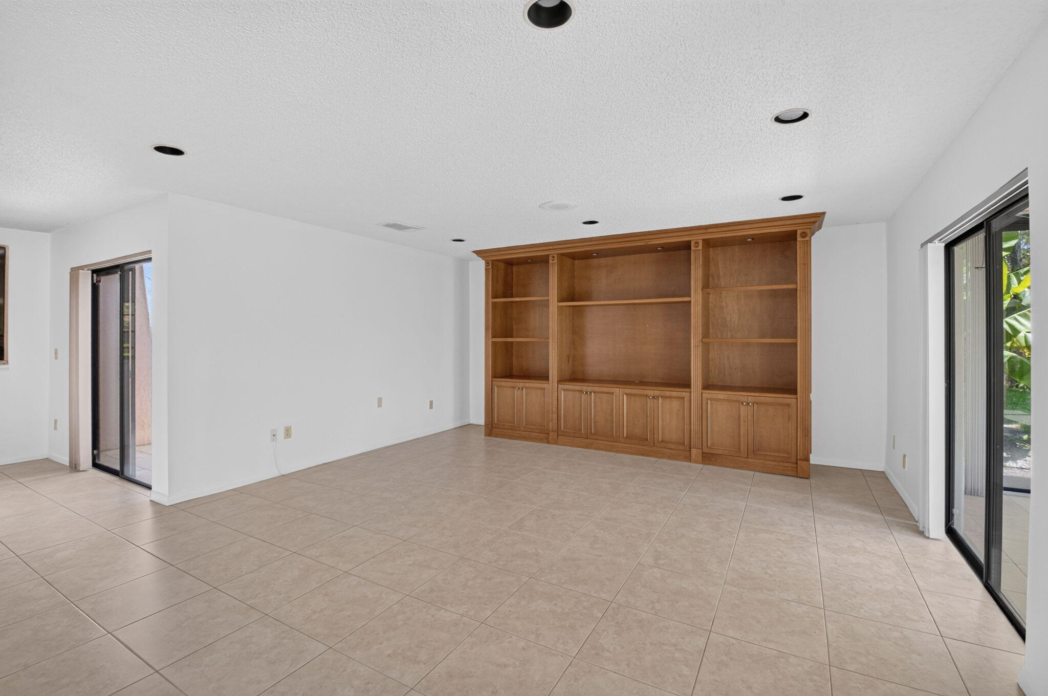 PINES OF BOCA LAGO CONDO - Residential Lease