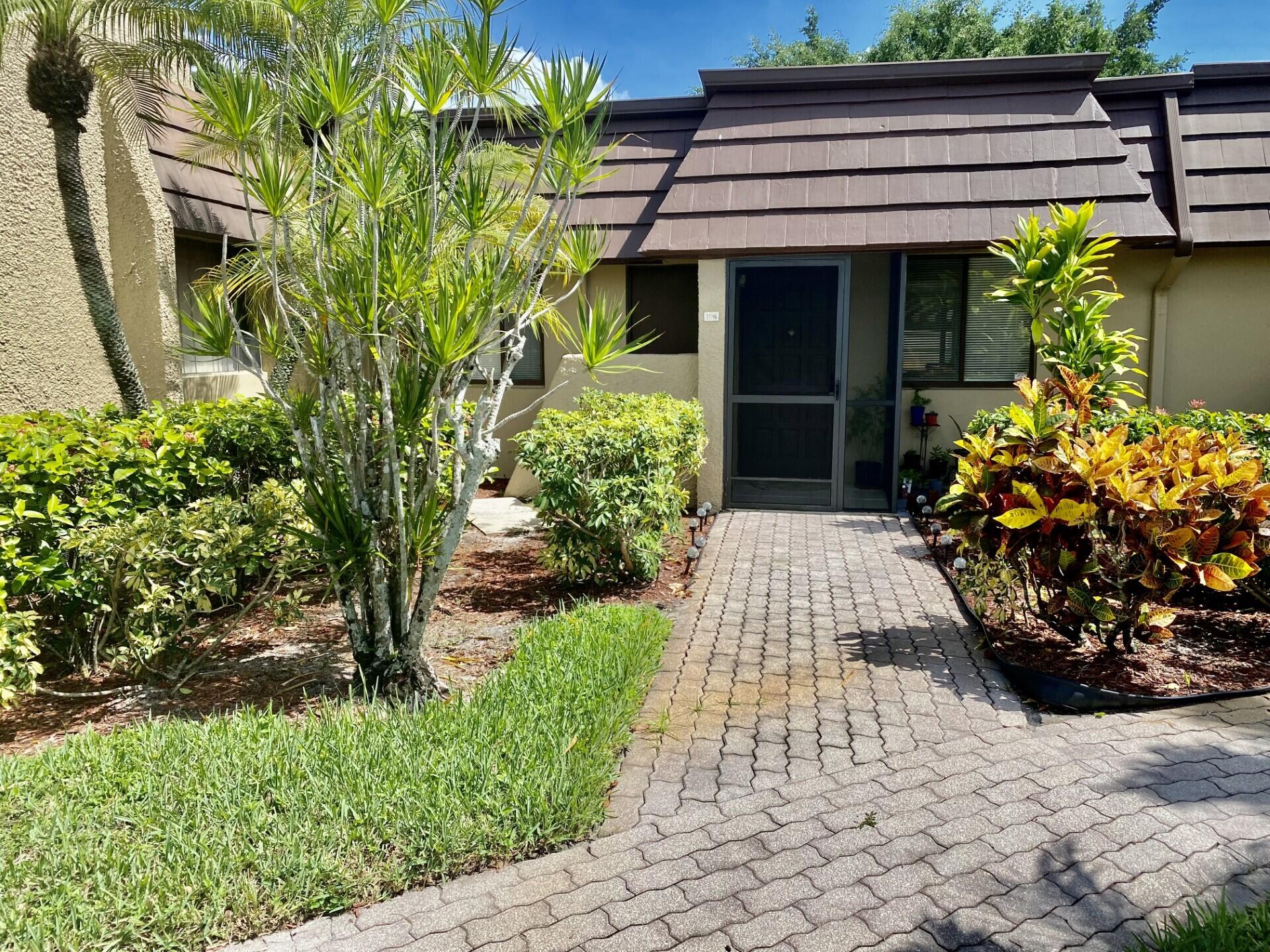 FOUNTAINS OF PALM BEACH CONDO 9 - Residential