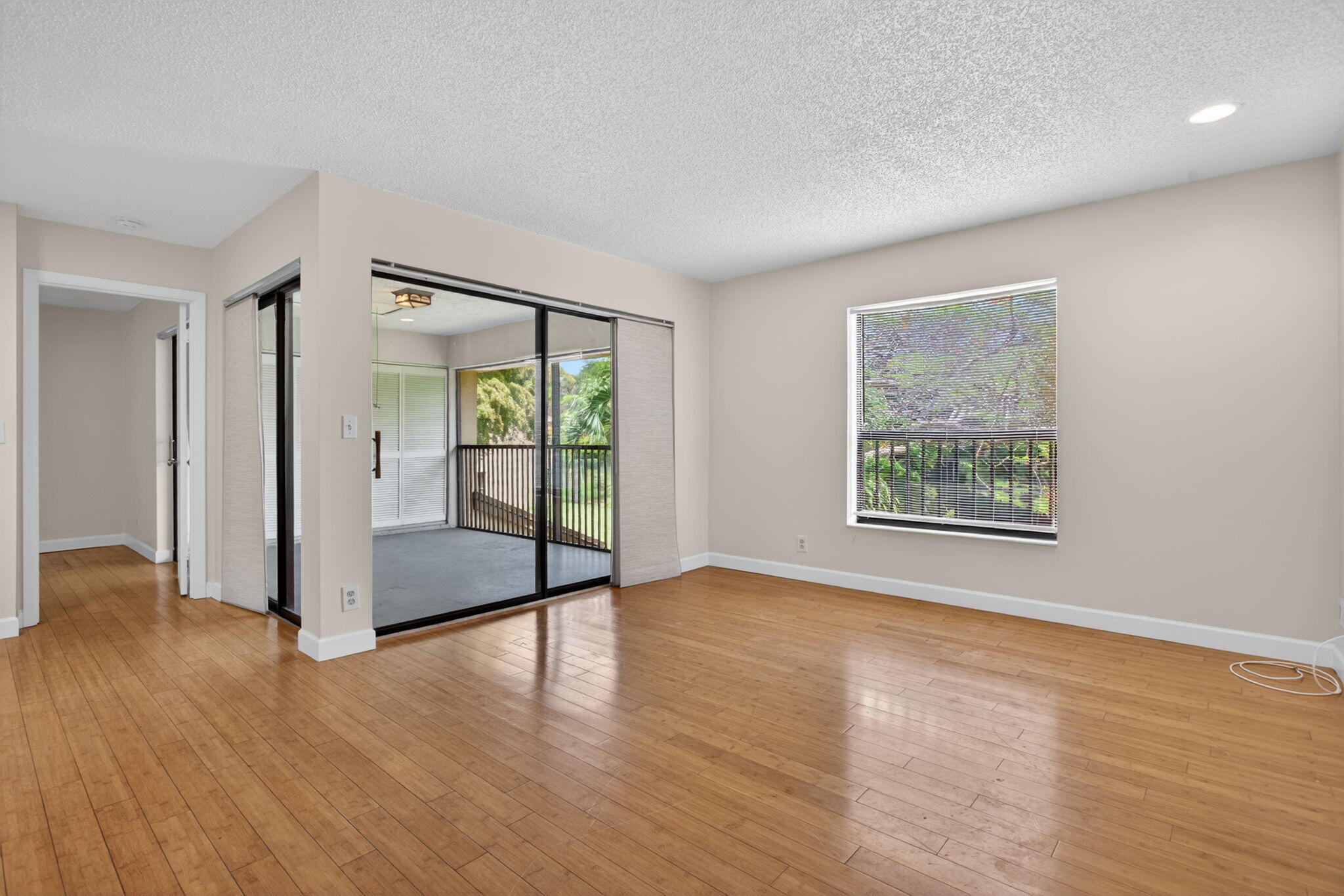 KARANDA VILLAGE III-A CONDO - Residential