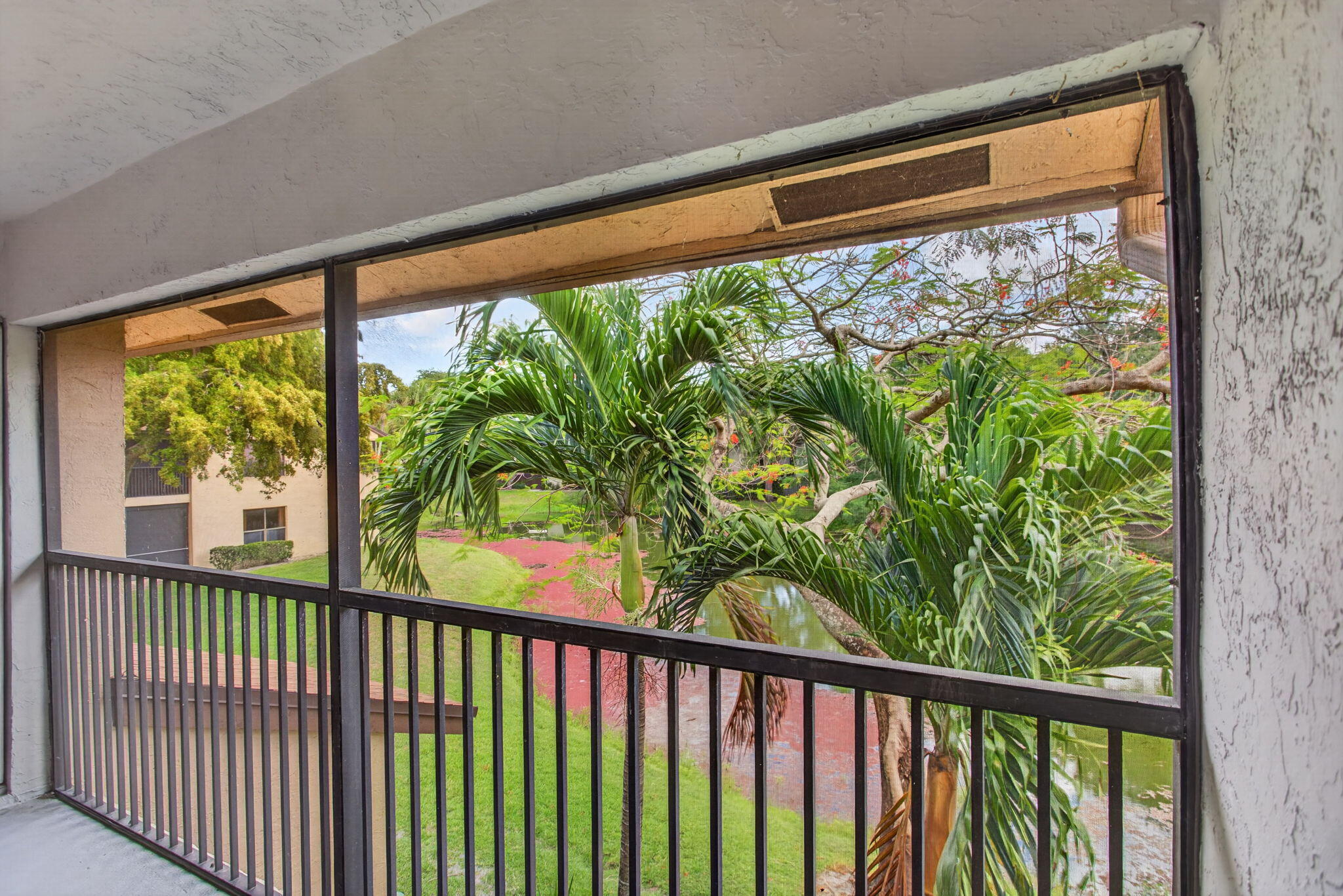 KARANDA VILLAGE III-A CONDO - Residential