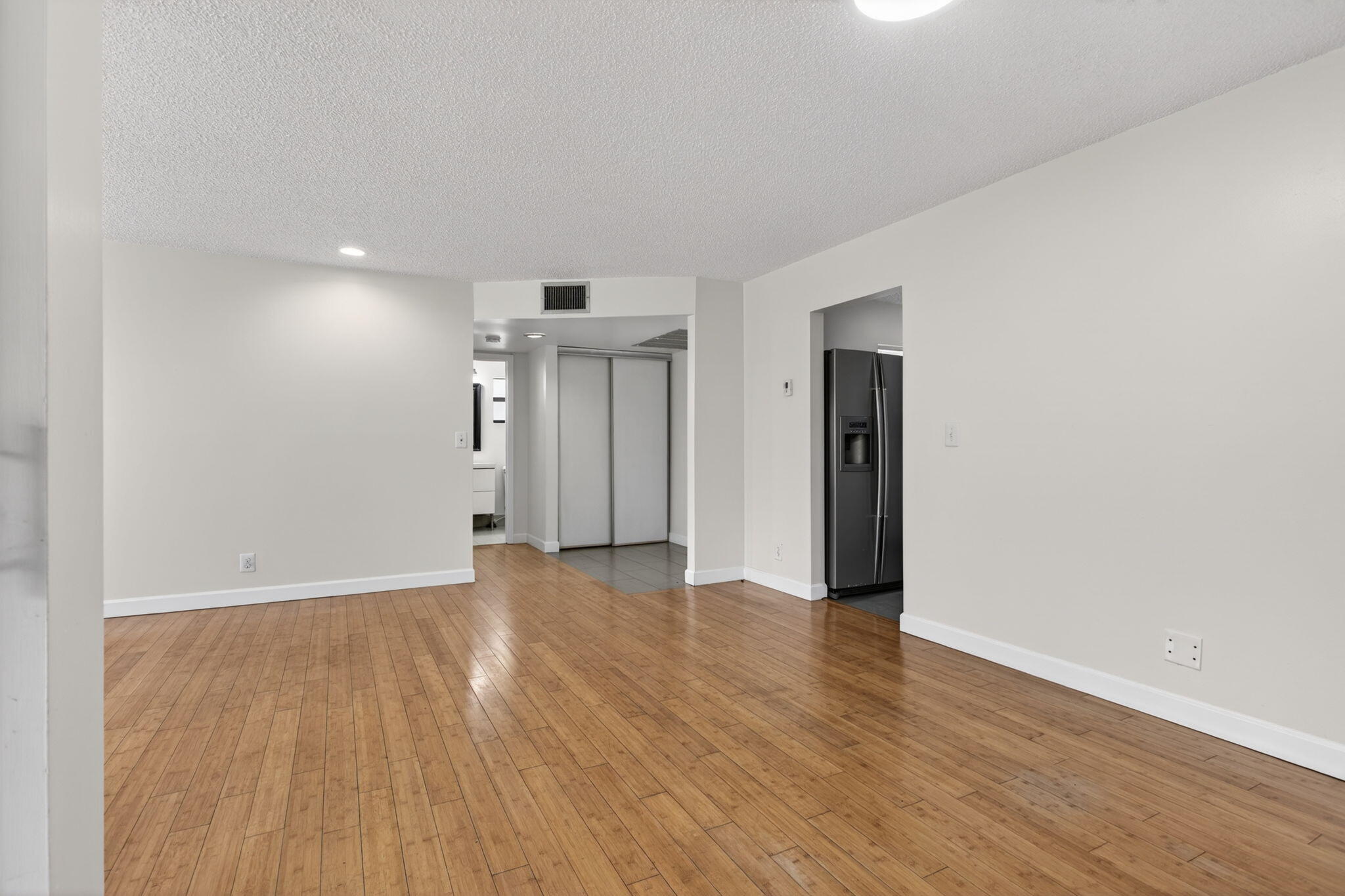 KARANDA VILLAGE III-A CONDO - Residential