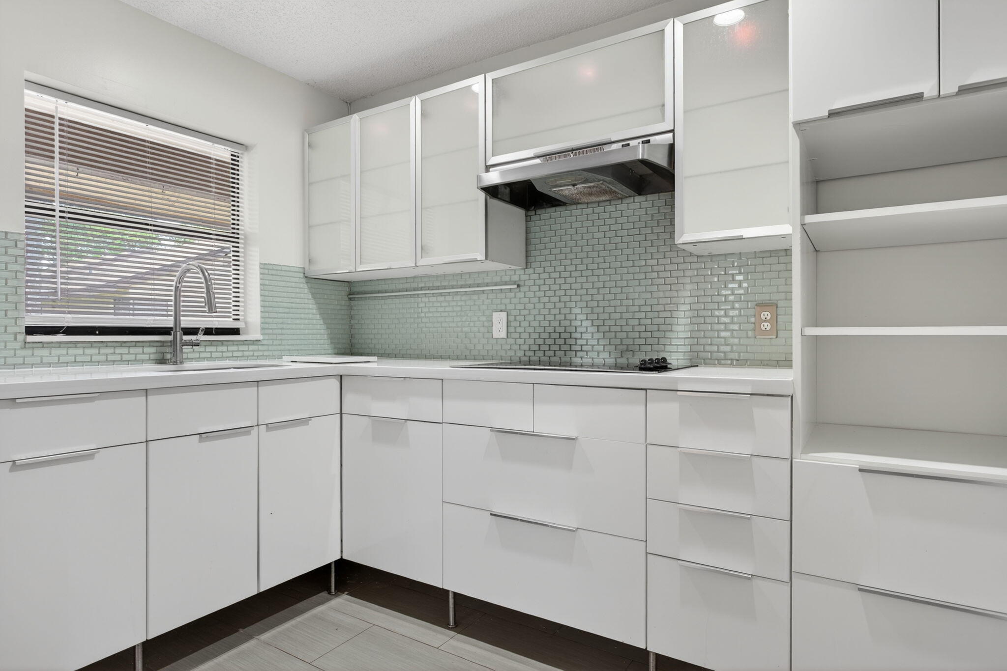 KARANDA VILLAGE III-A CONDO - Residential