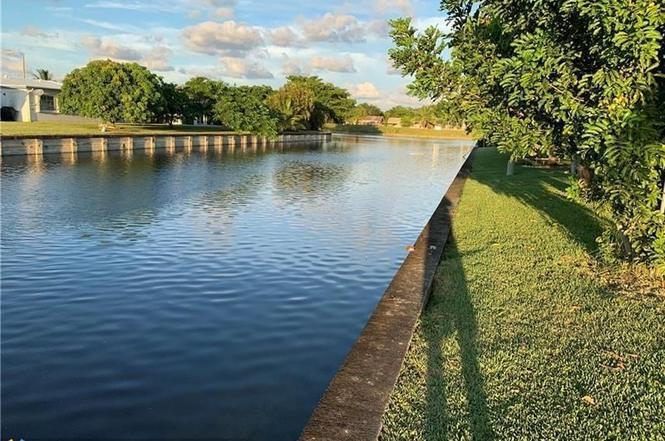 MAINLANDS OF TAMARAC LAKES - Residential