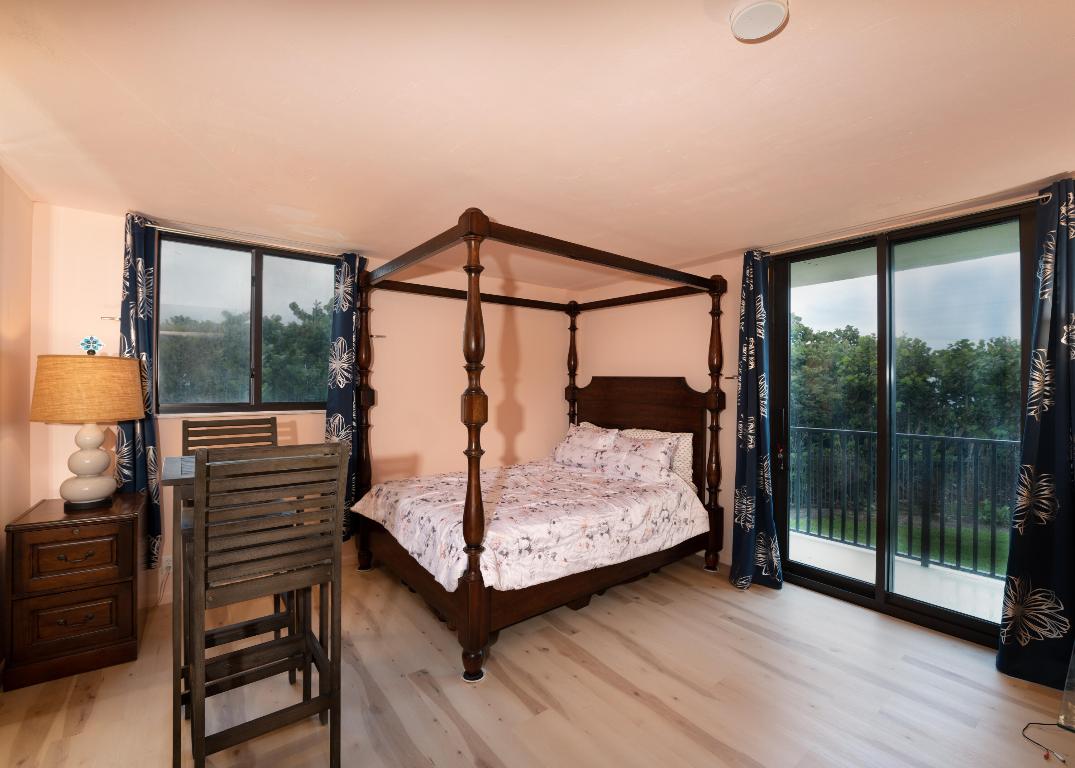 OCEAN TRAIL CONDO IV - Residential Lease