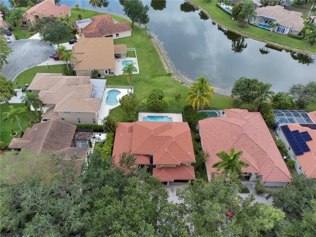 HIDDEN HAMMOCKS ESTATES - Residential