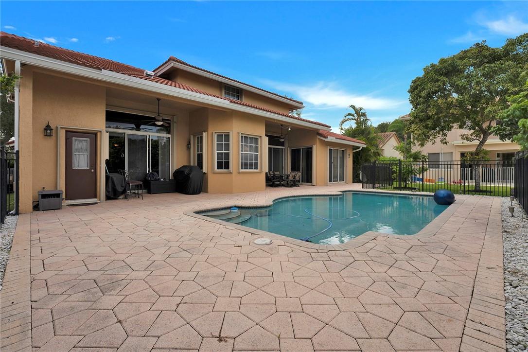 HIDDEN HAMMOCKS ESTATES - Residential