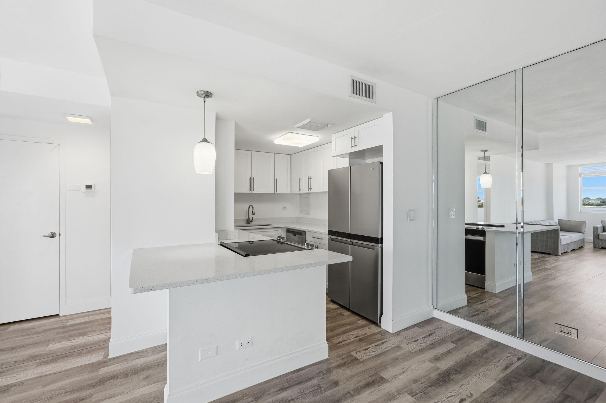 LA FONTANA APTS OF PALM BEACH INC - Residential