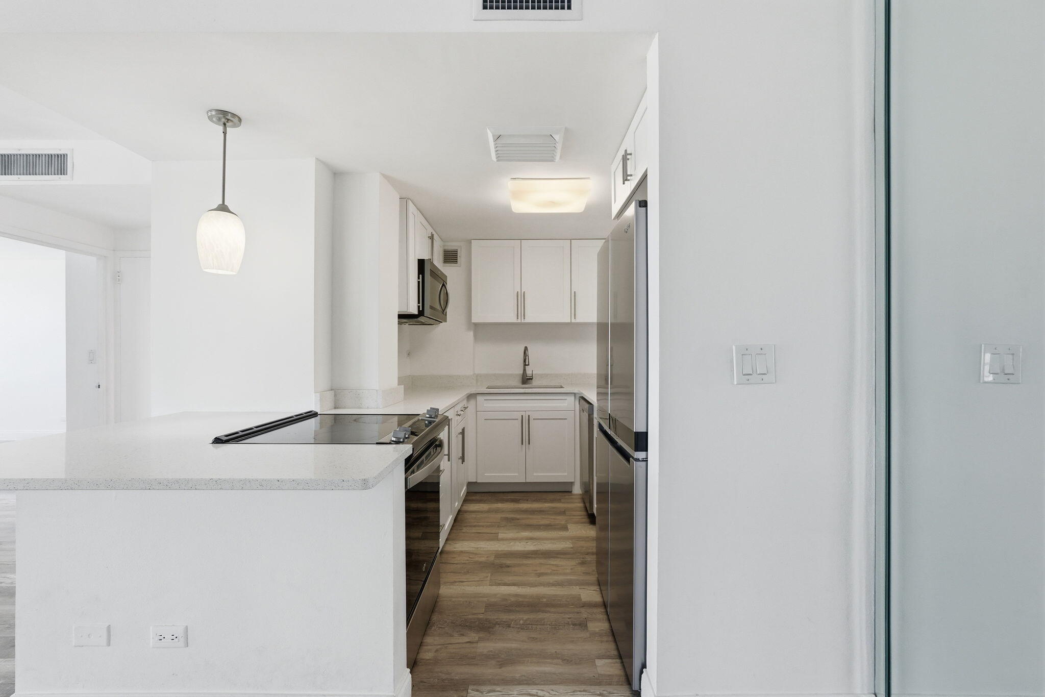LA FONTANA APTS OF PALM BEACH INC - Residential