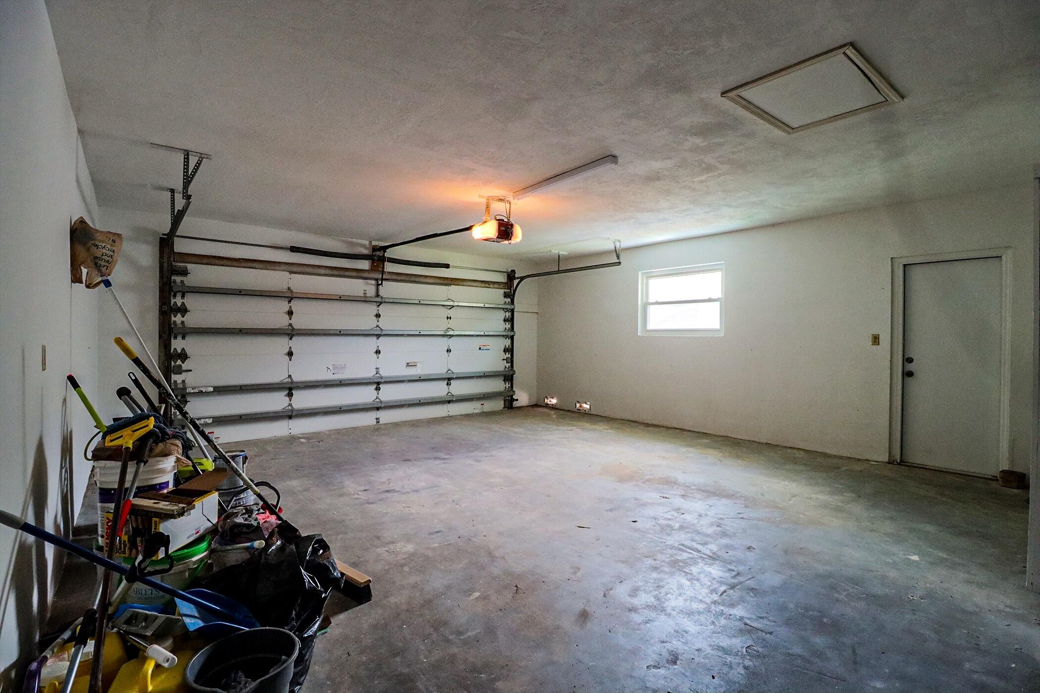 RAMBLEWOOD SOUTH - Residential Lease