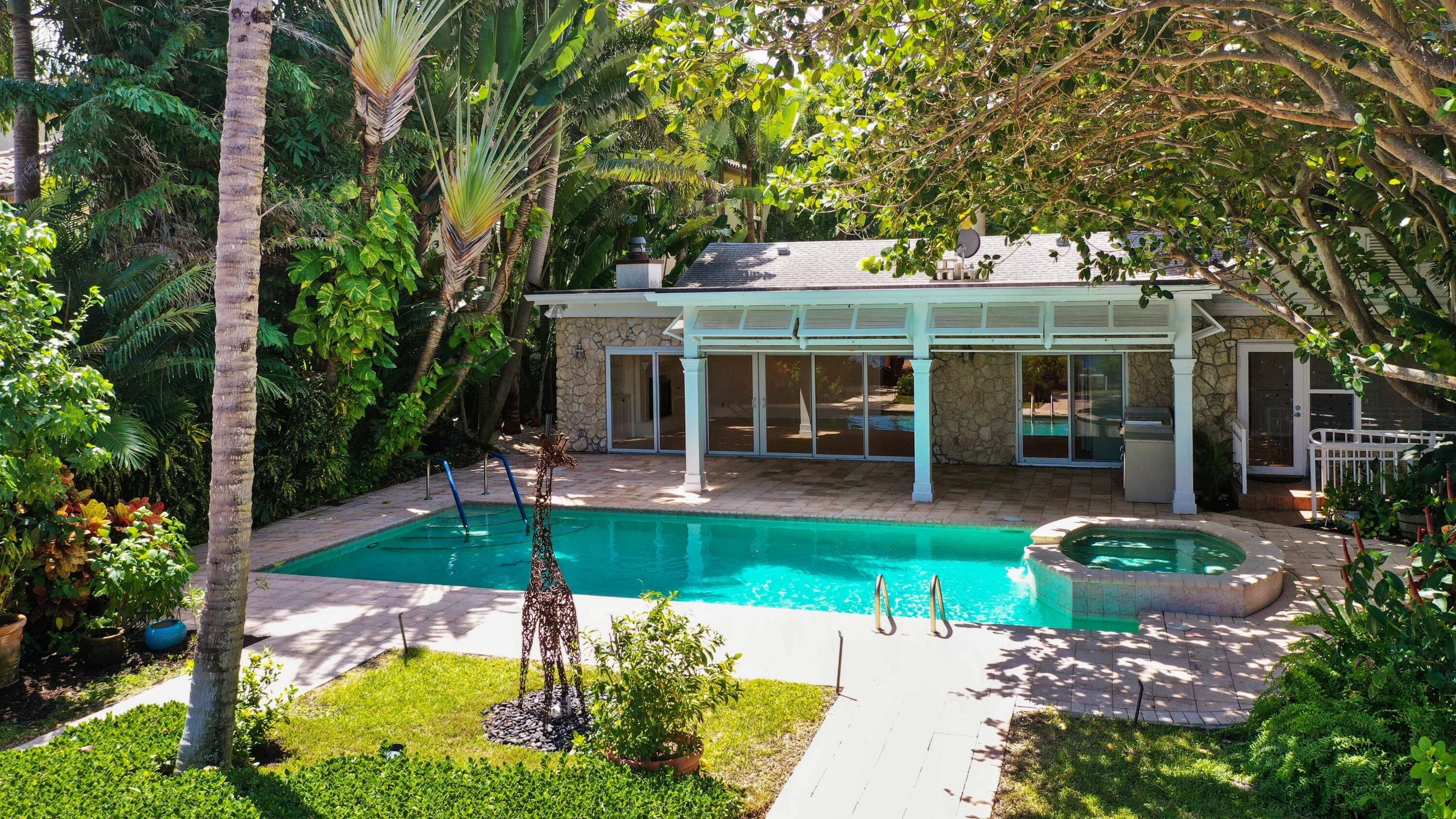 Marina Historic District (Waterfront) - Residential