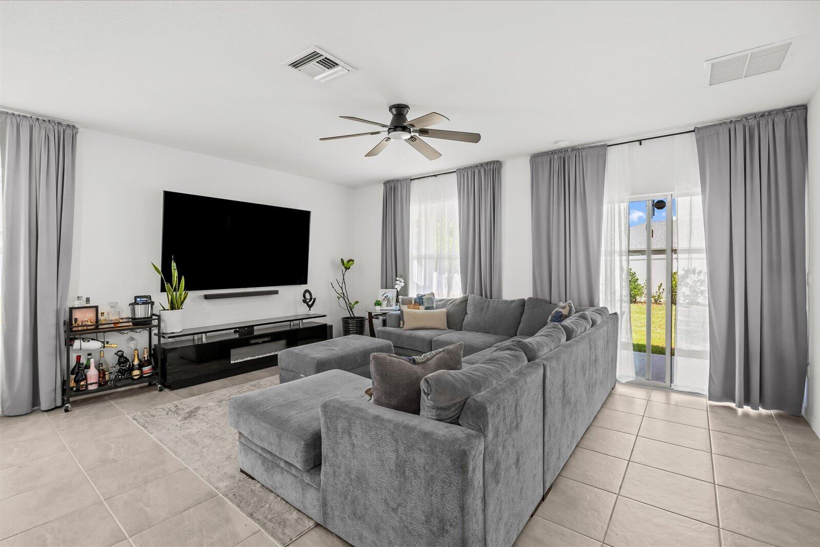 PORT ST LUCIE SECTION 9 - Residential