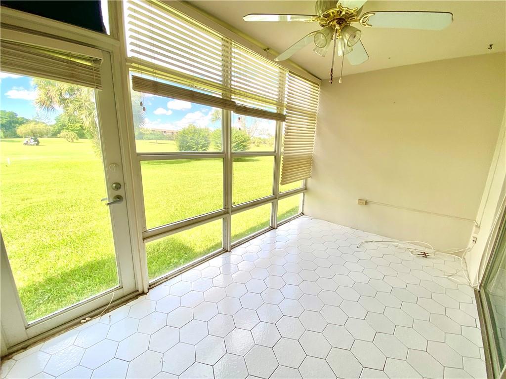 ORIOLE GOLF & TENNIS CLUB - Residential