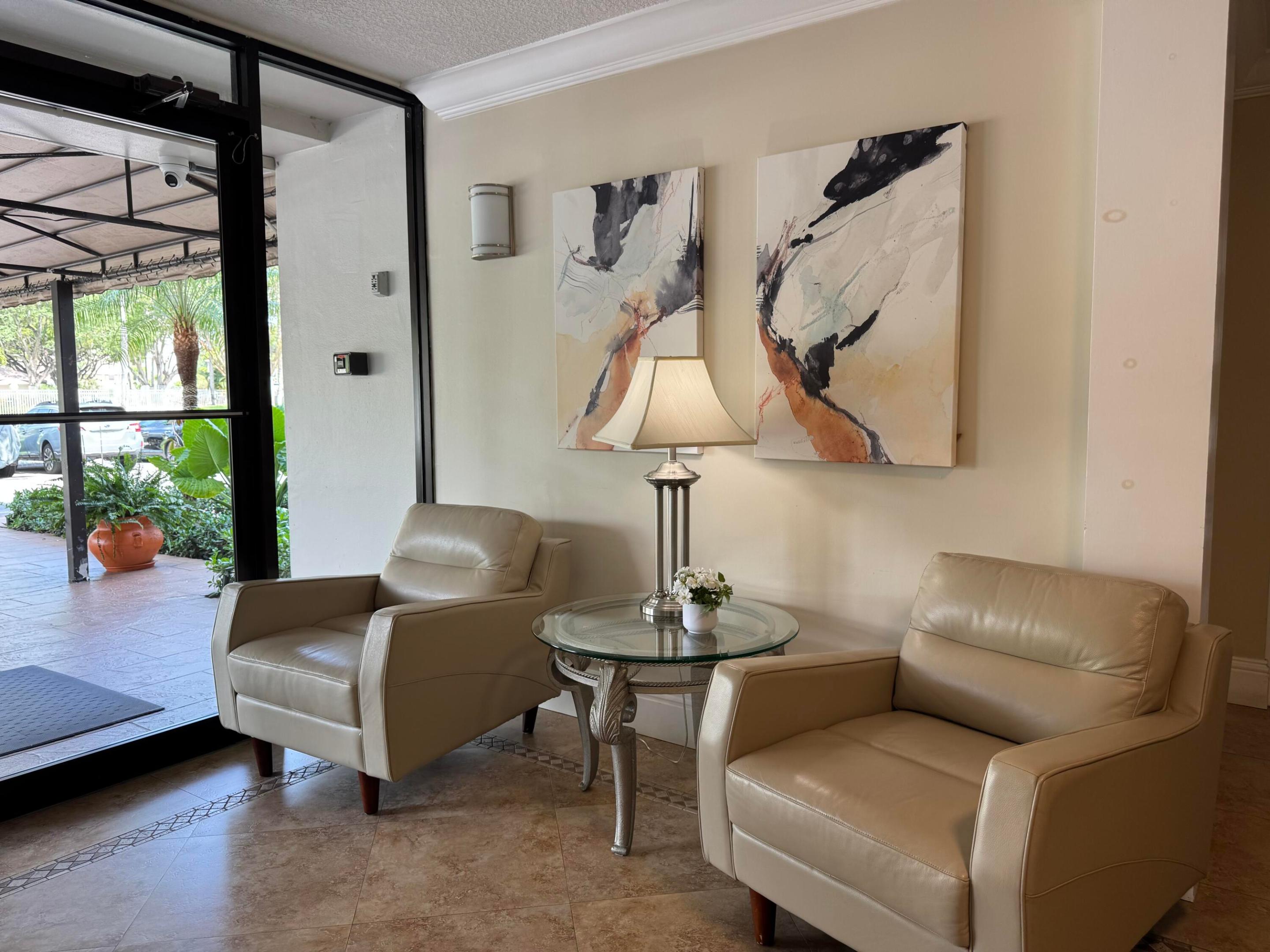 NO 16 PALM-AIRE COUNTRY CLUB - Residential
