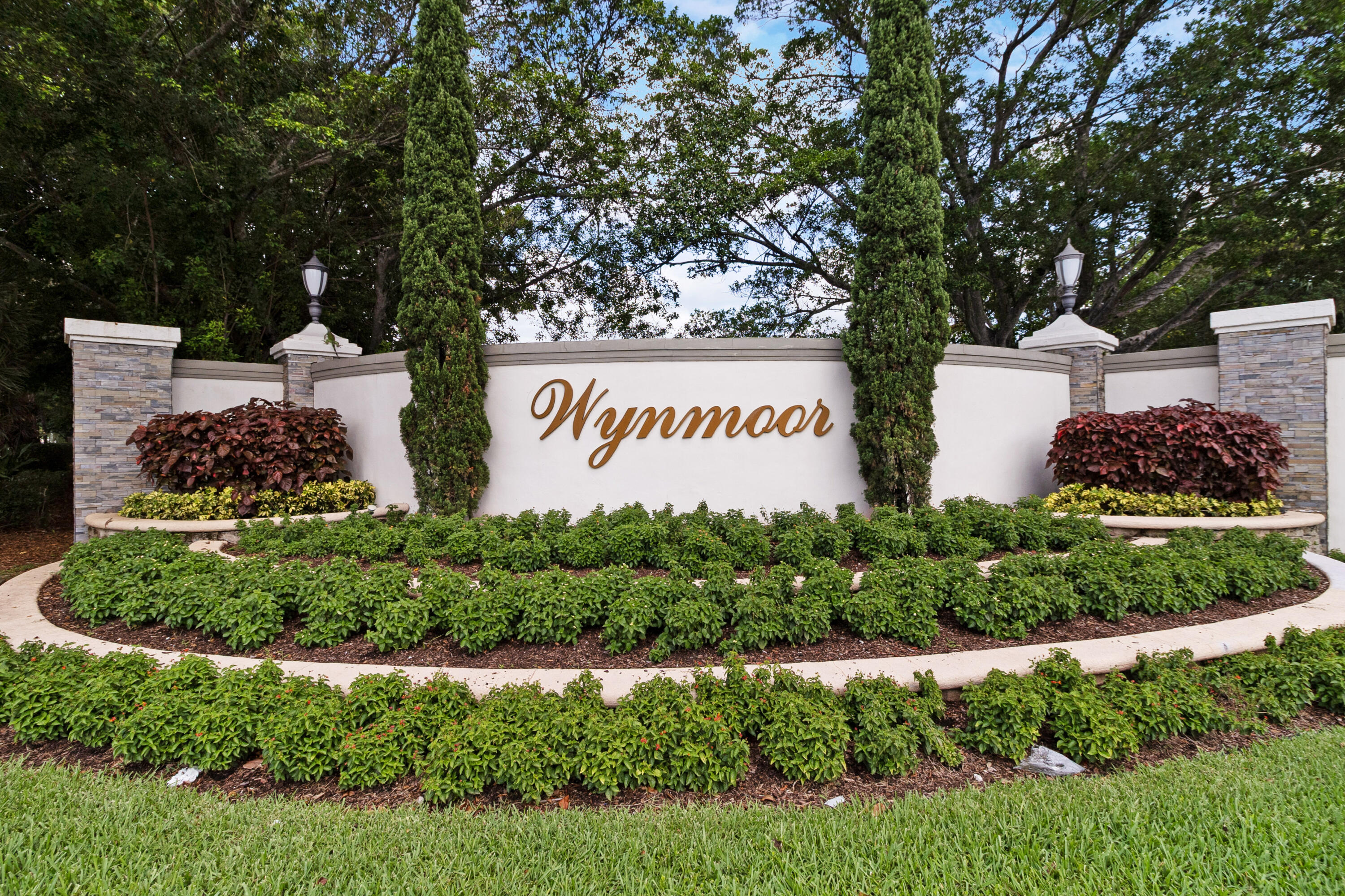 WYNMOOR VILLAGE ANDROS - Residential