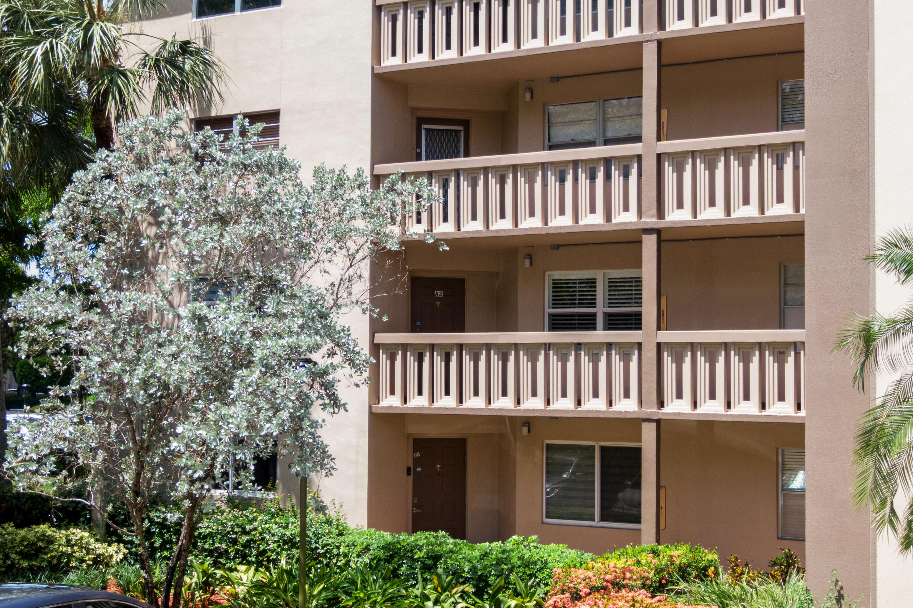 WYNMOOR VILLAGE ANDROS - Residential