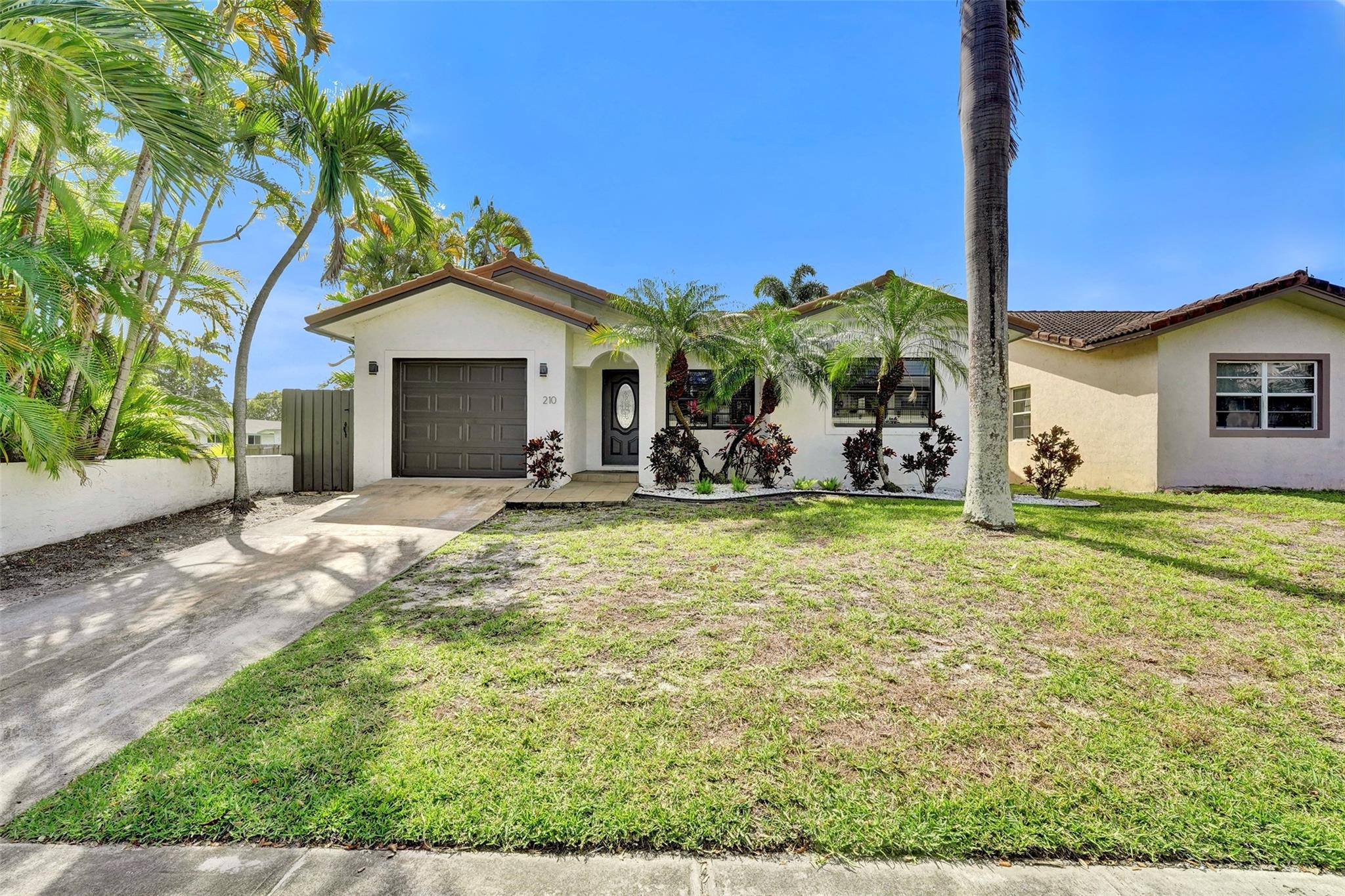 Dania Beach Sub 8-1B - Residential