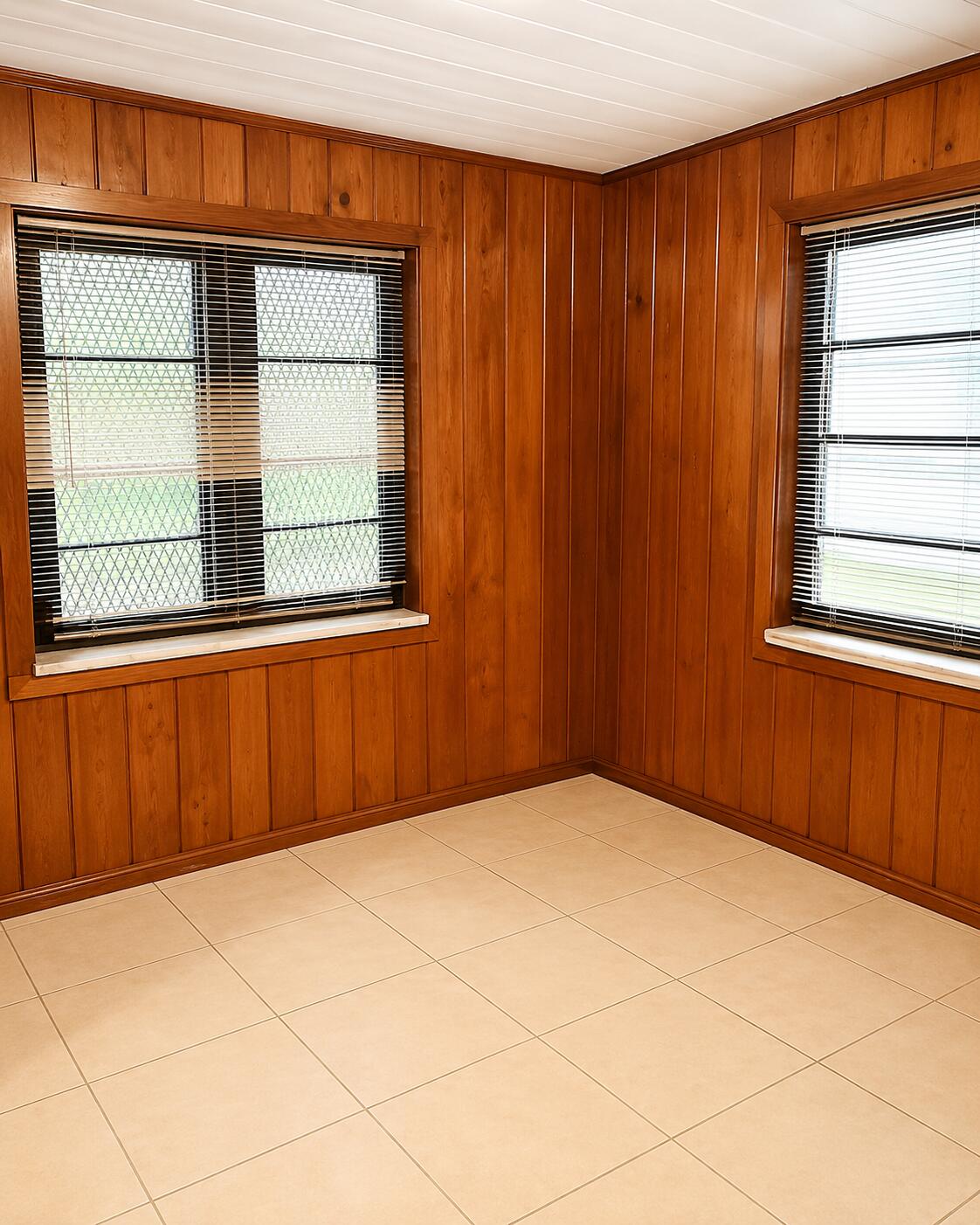 OAKLAND PARK SECOND ADD - Residential Income