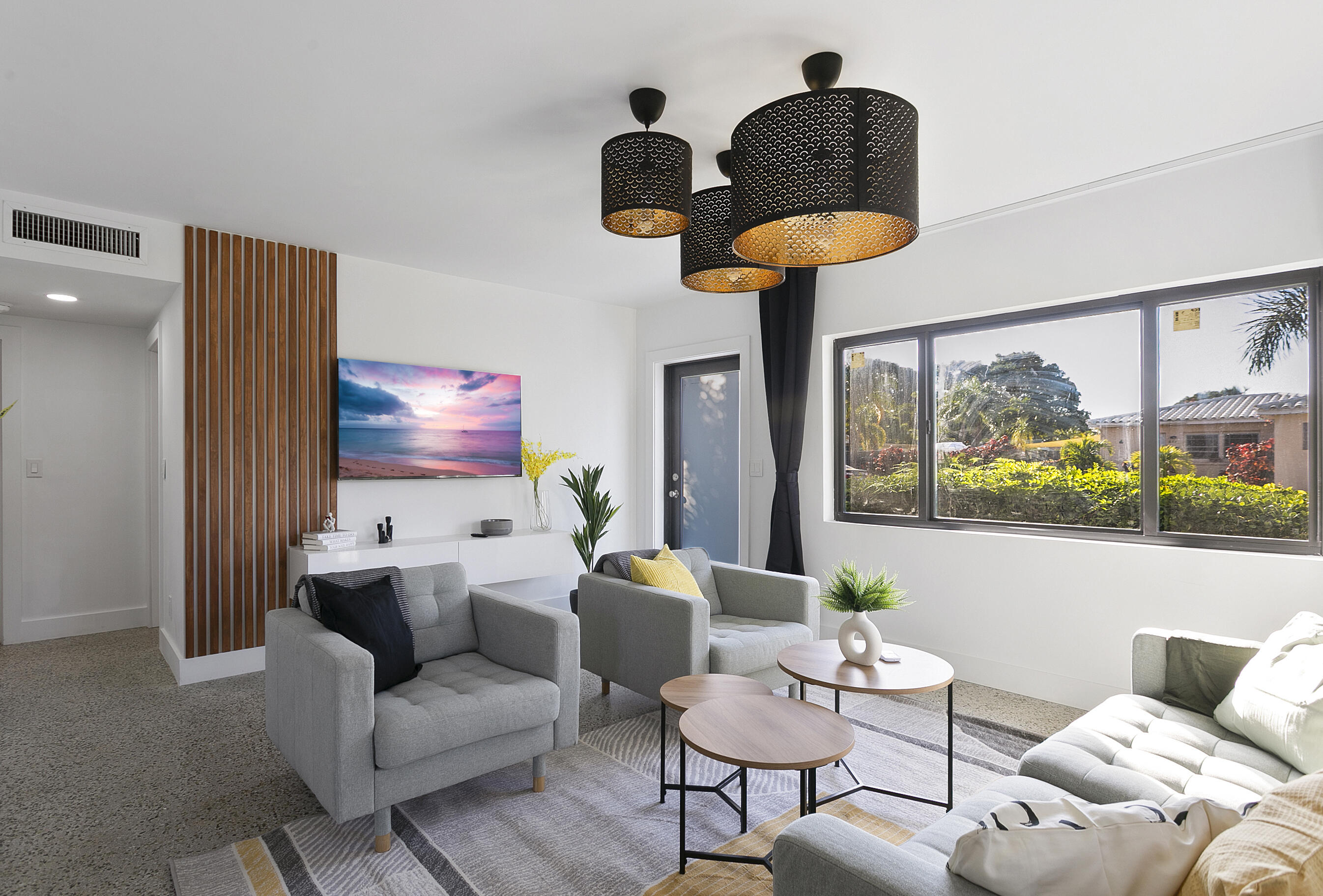 OAKLAND PARK SECOND ADD - Residential Income
