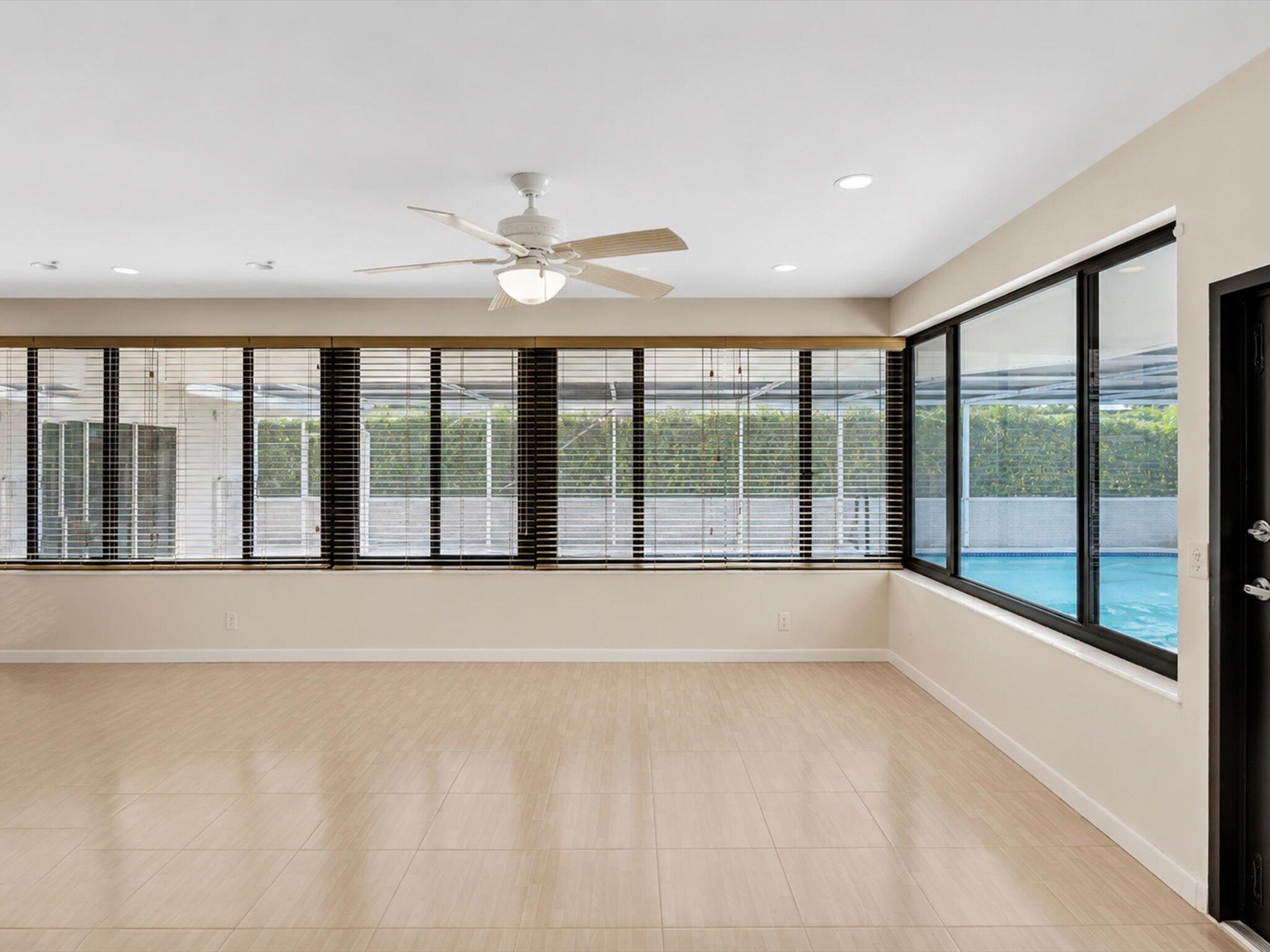 GREYKNOLL ESTATES - Residential